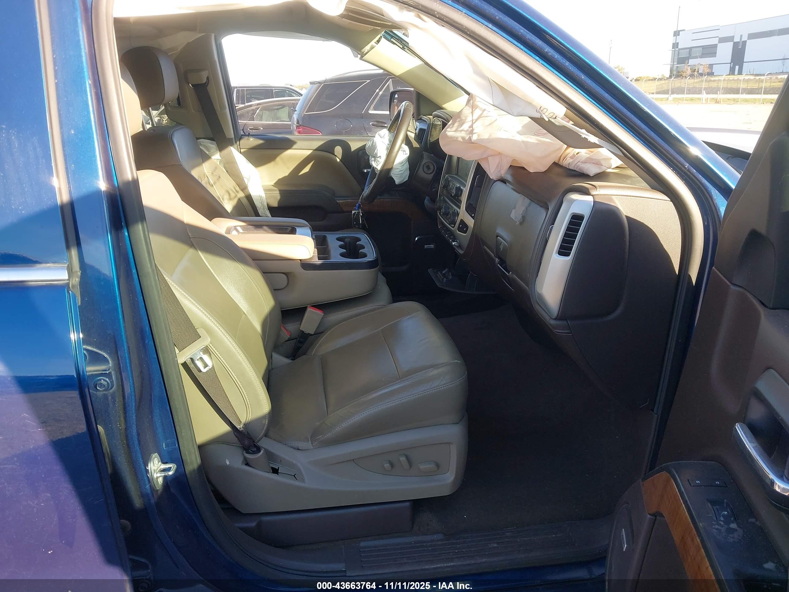 GMC SIERRA image 5