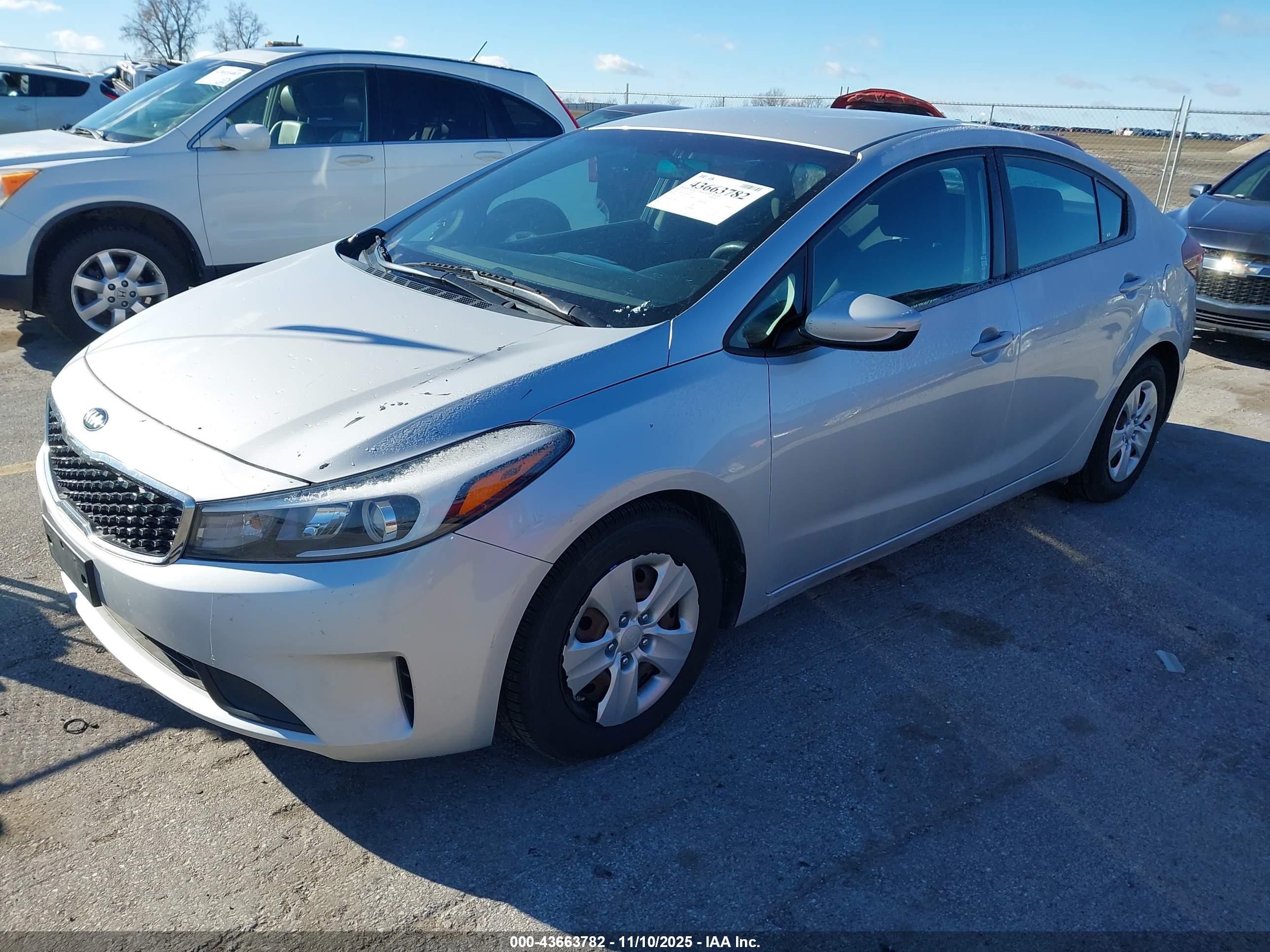 KIA FORTE image 2