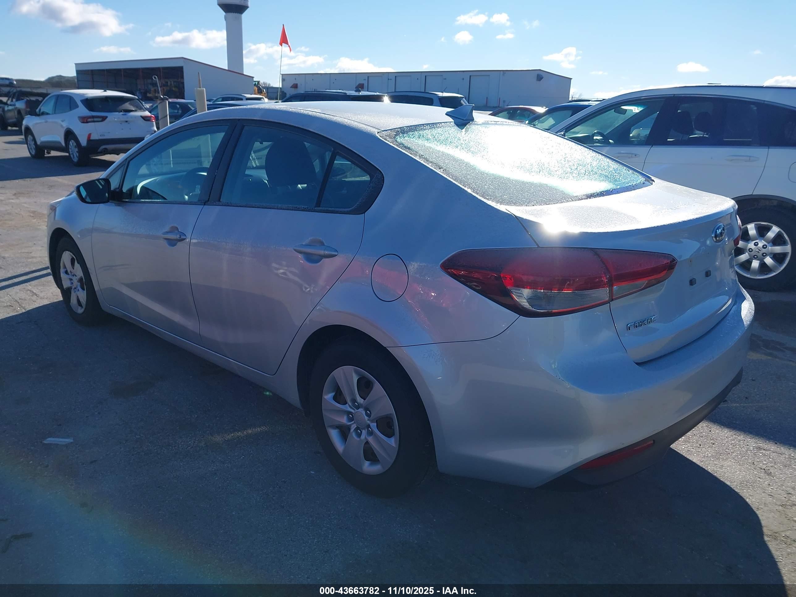 KIA FORTE image 3