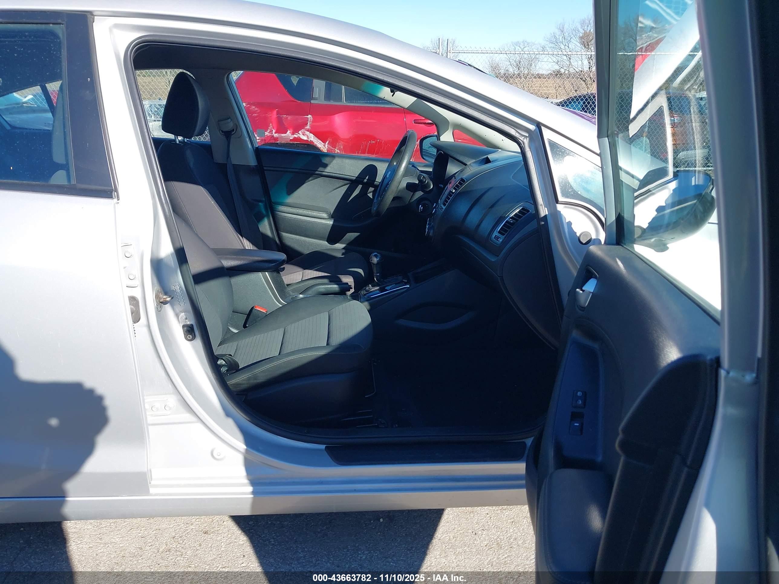 KIA FORTE image 5