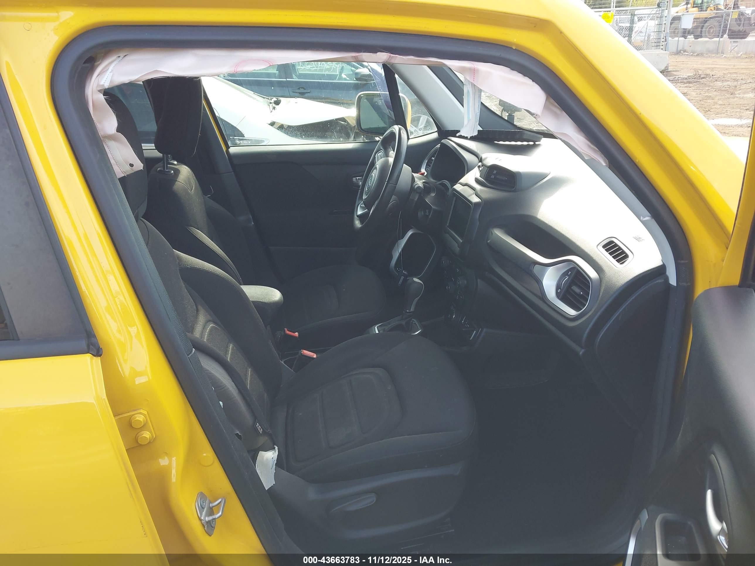 JEEP RENEGADE image 5