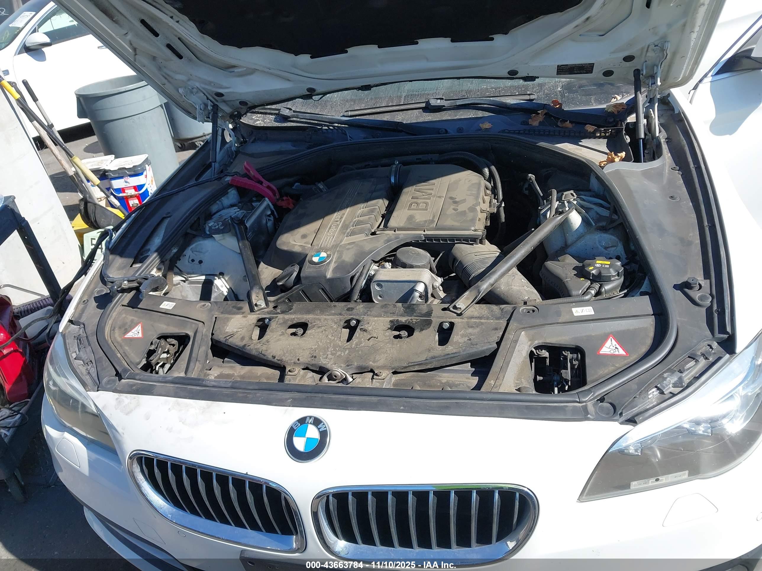 BMW 535I image 10