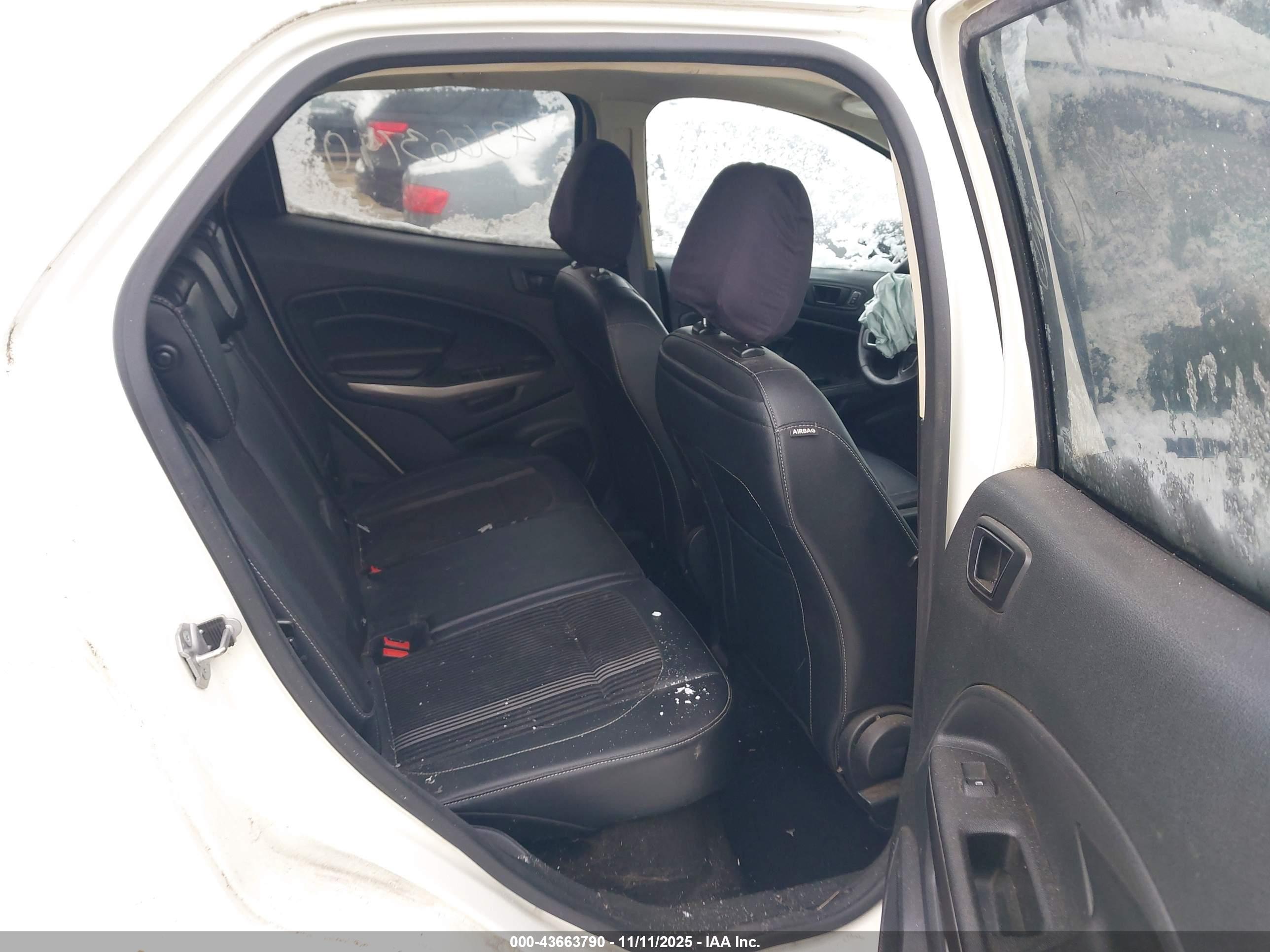 FORD ECOSPORT image 8