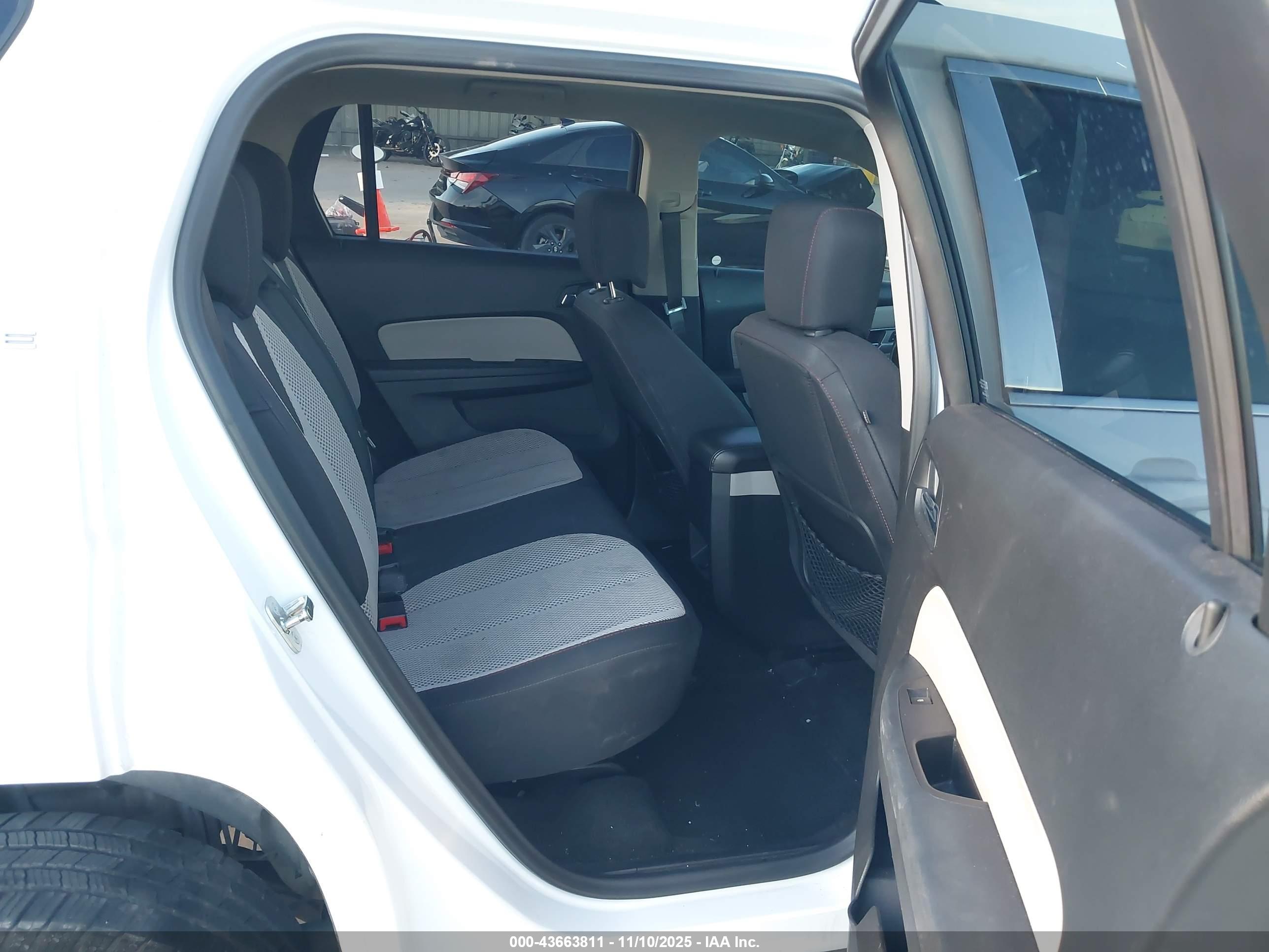 GMC TERRAIN image 8