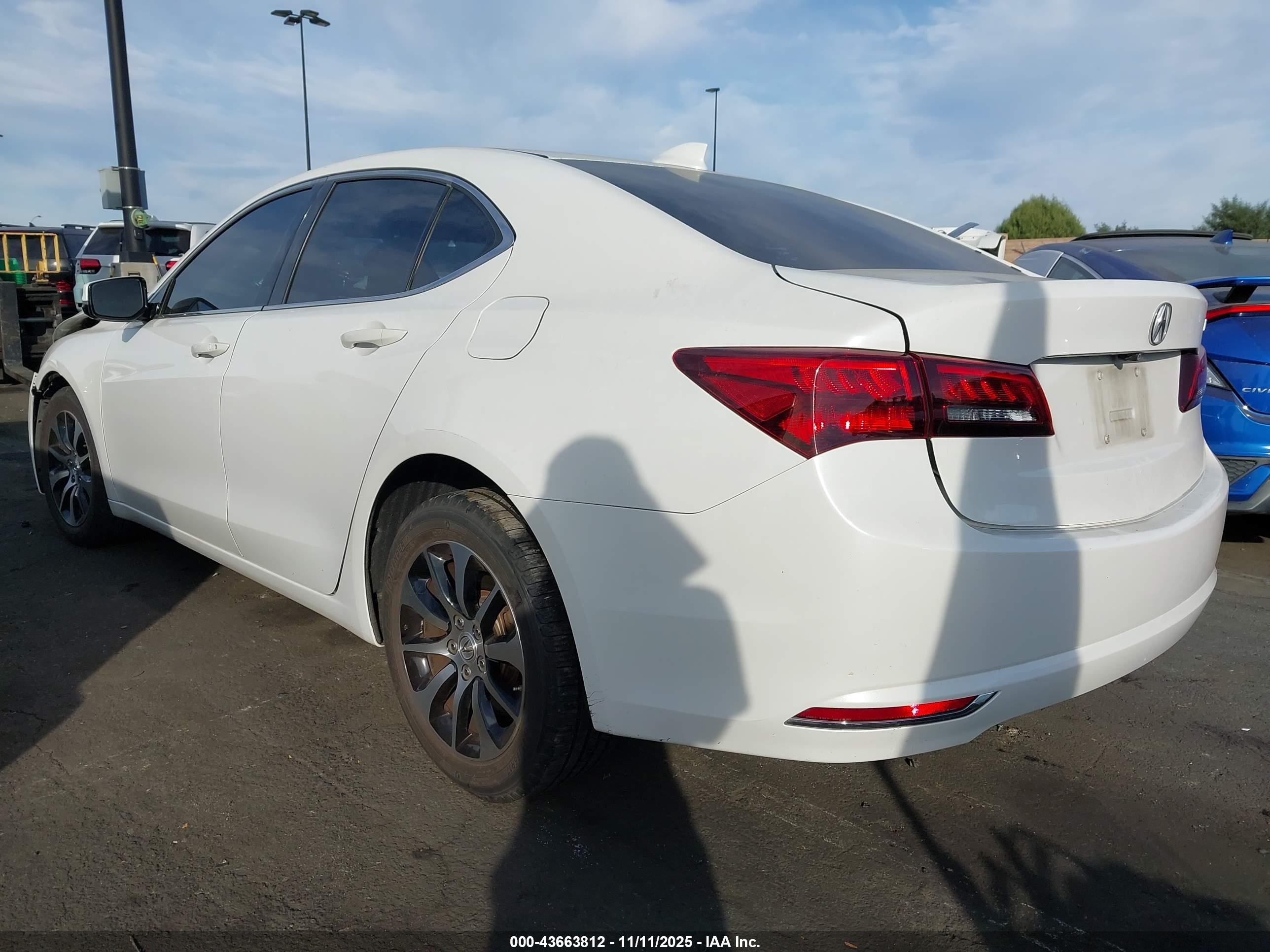 ACURA TLX image 3