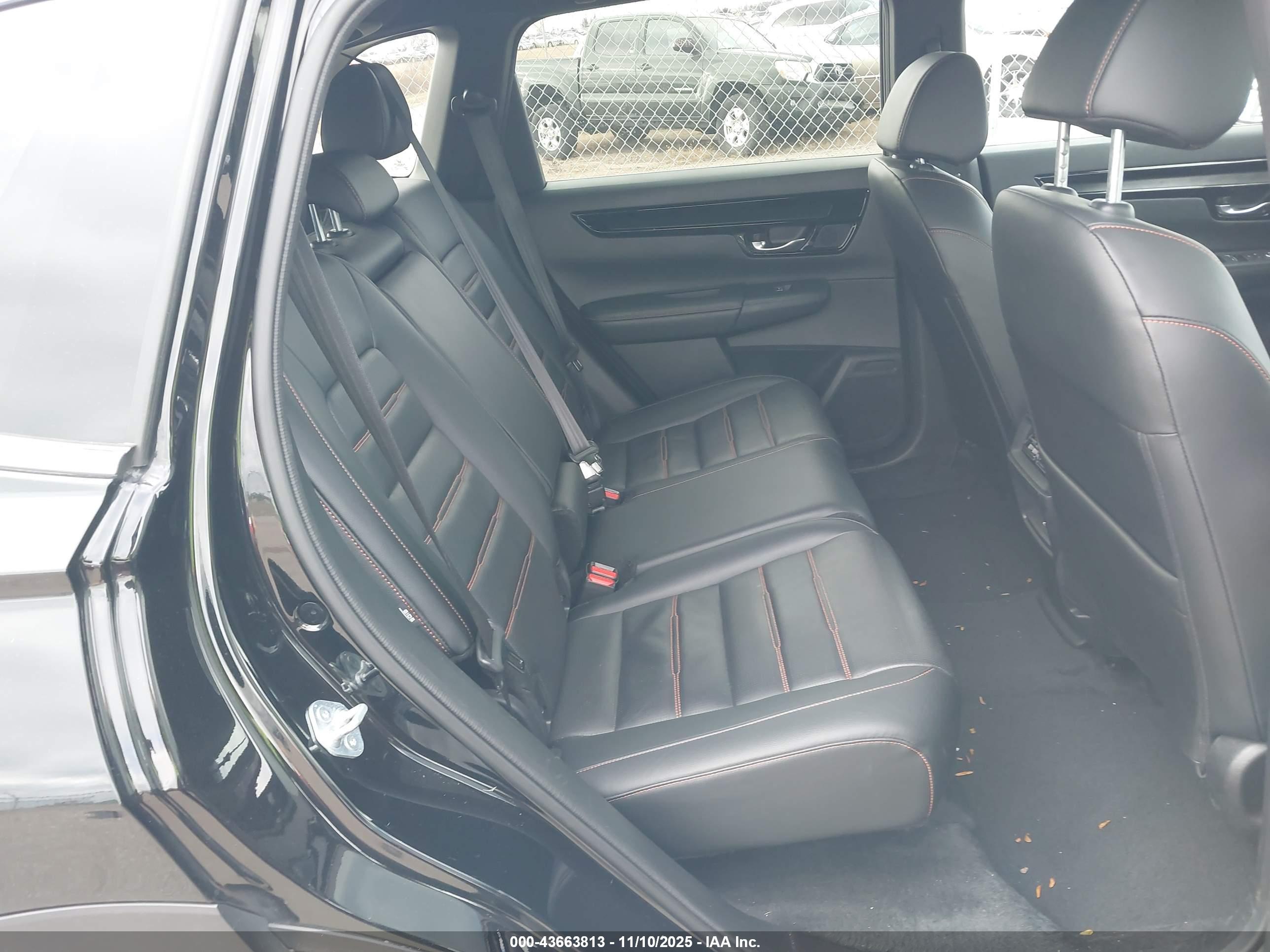 HONDA CR-V image 8