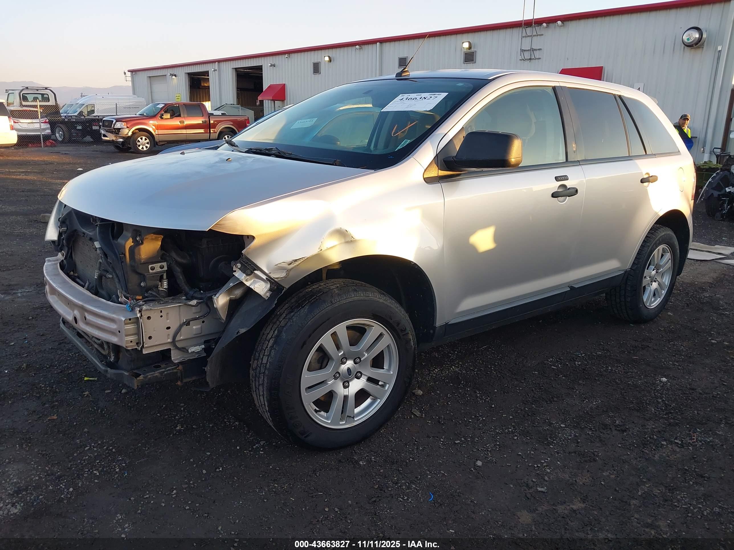 FORD EDGE image 2
