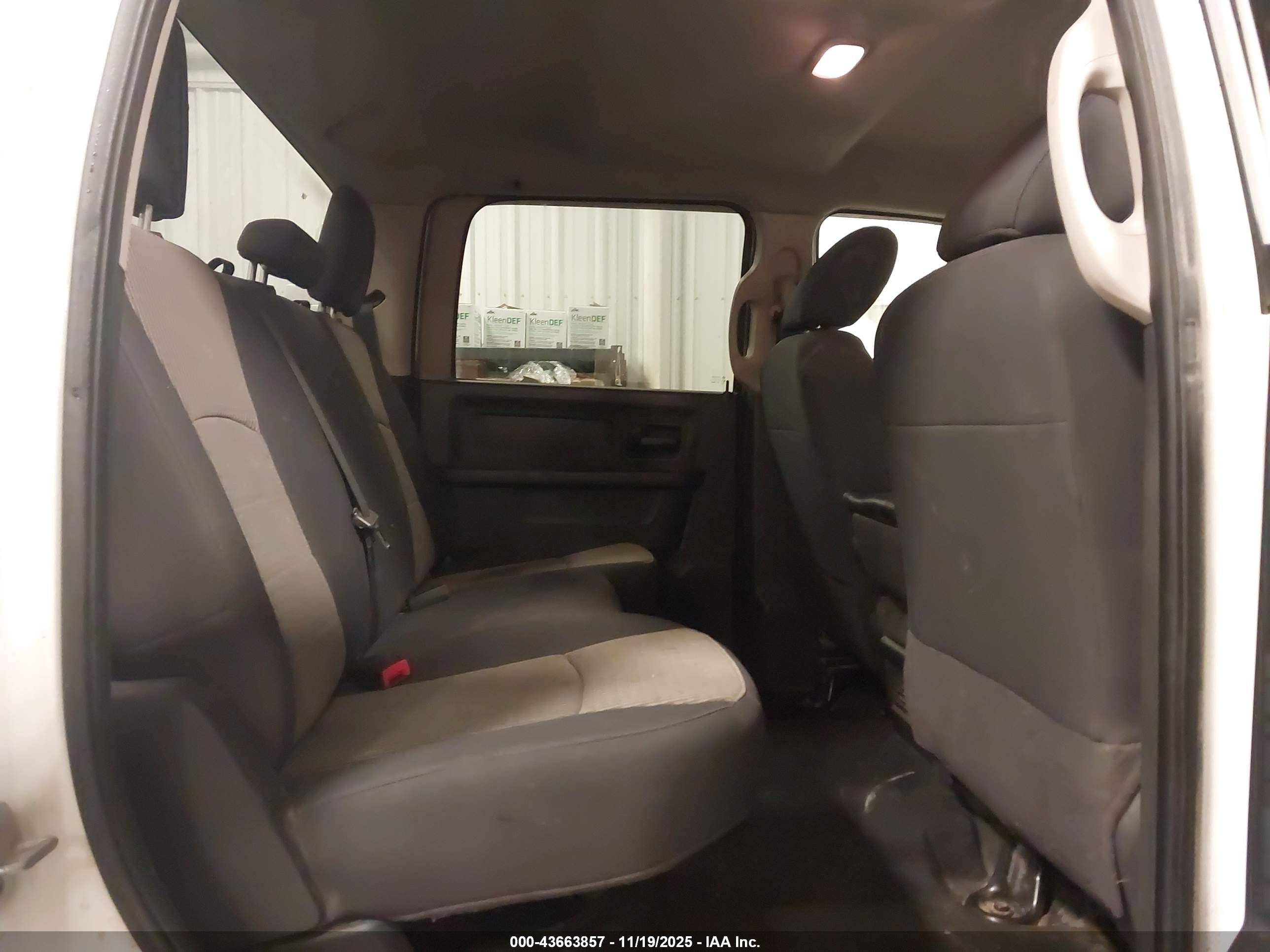 RAM 2500 image 7