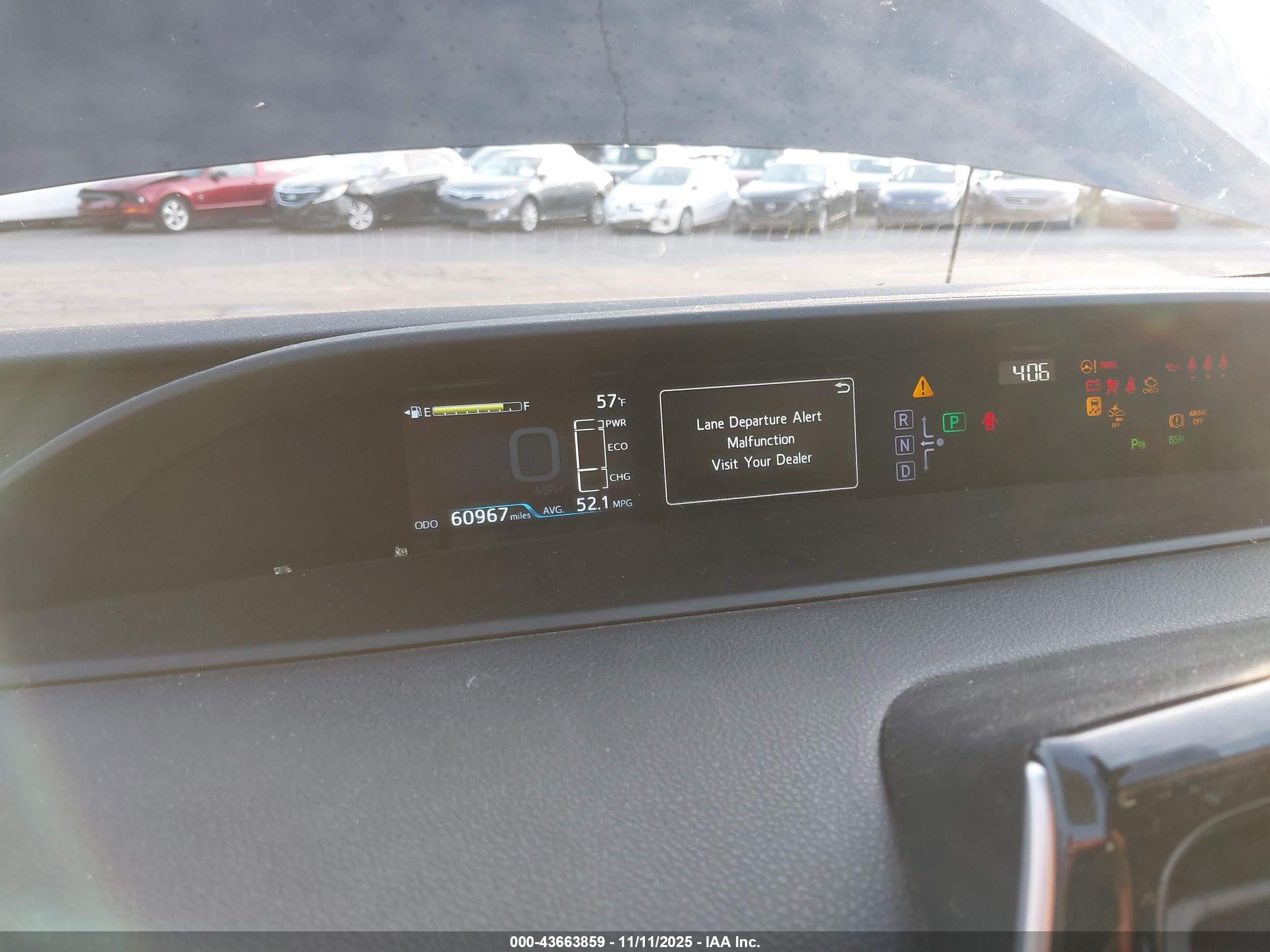 TOYOTA PRIUS image 7