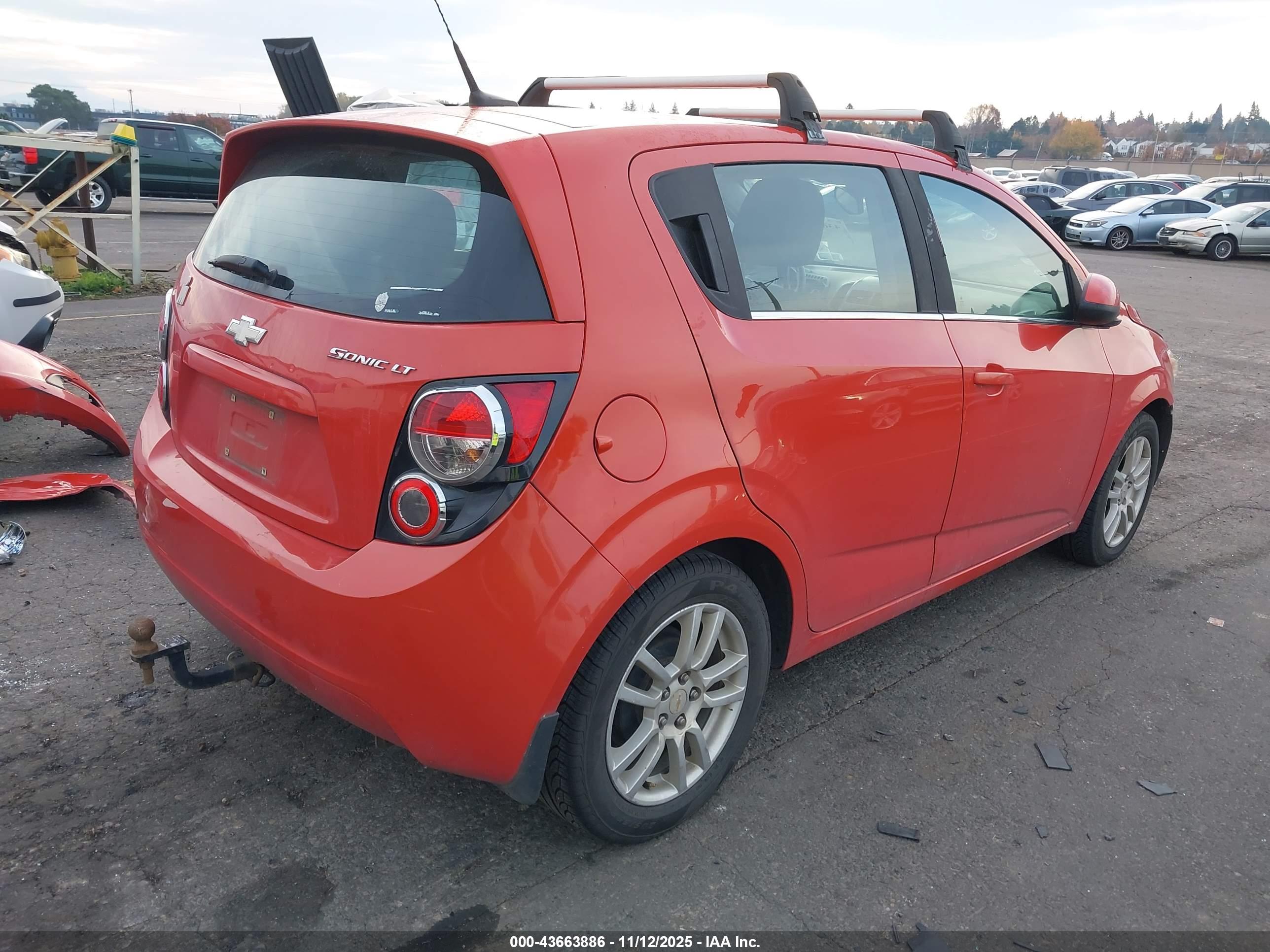 CHEVROLET SONIC image 4