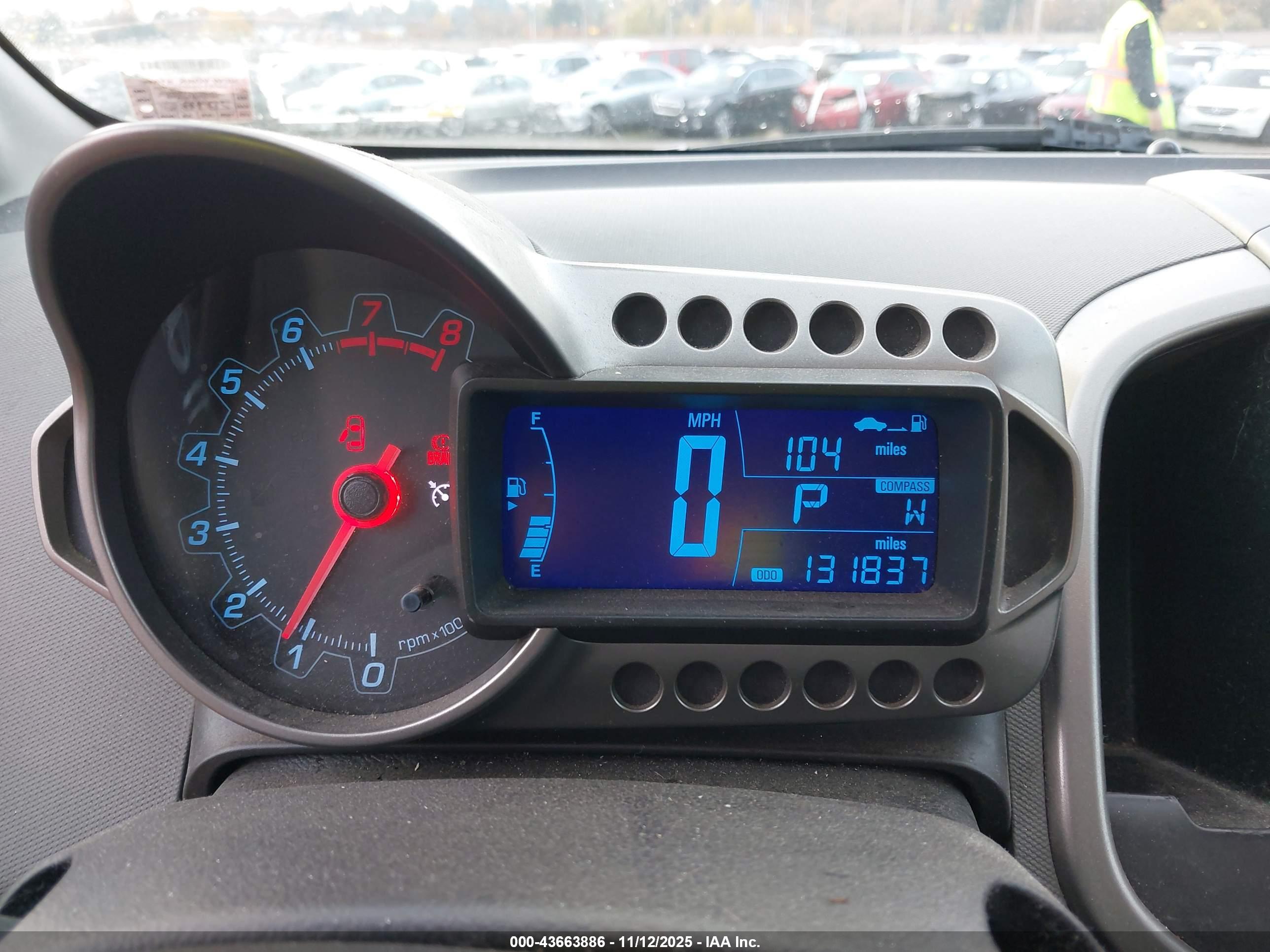 CHEVROLET SONIC image 7