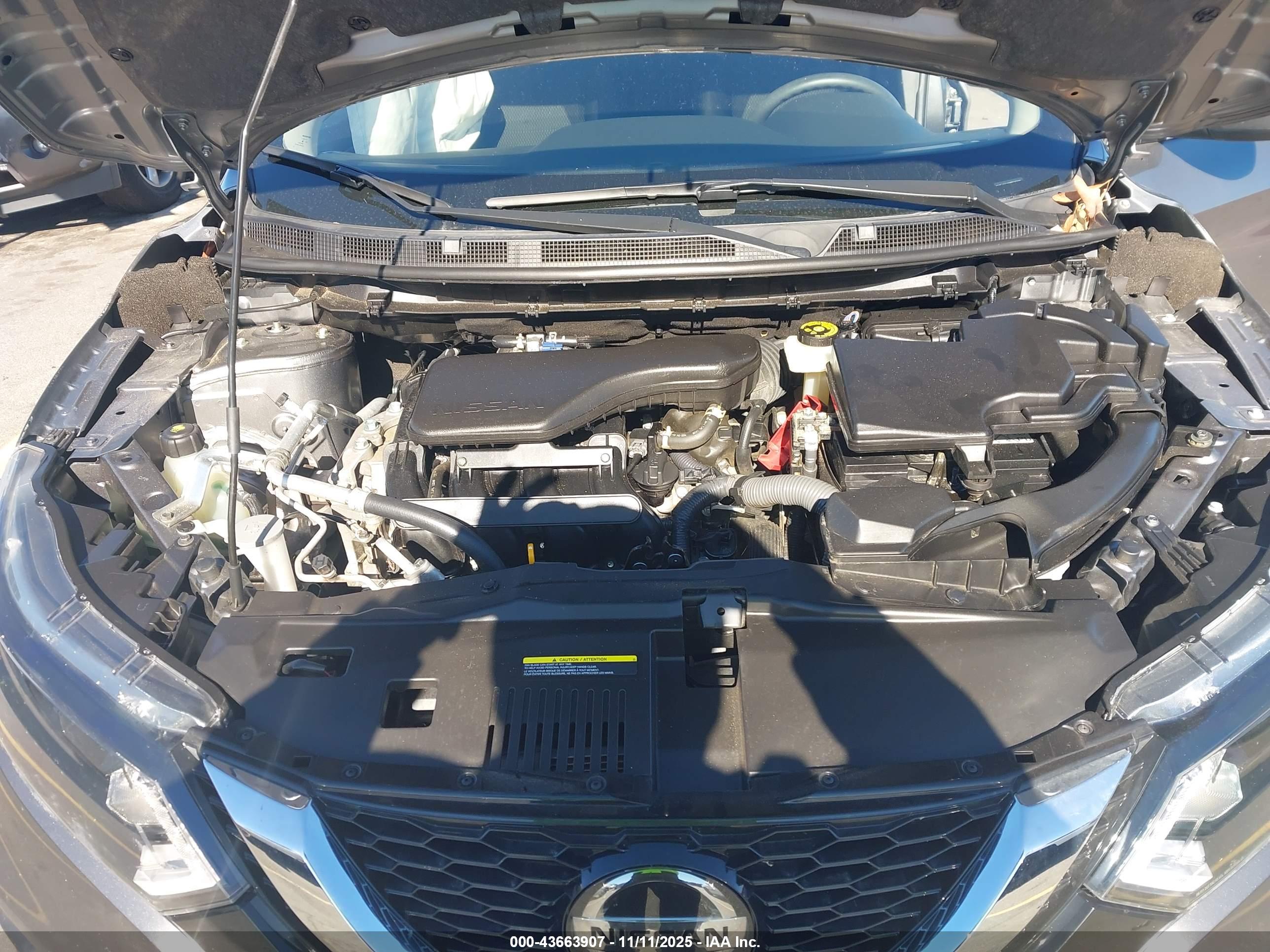 NISSAN ROGUE image 10