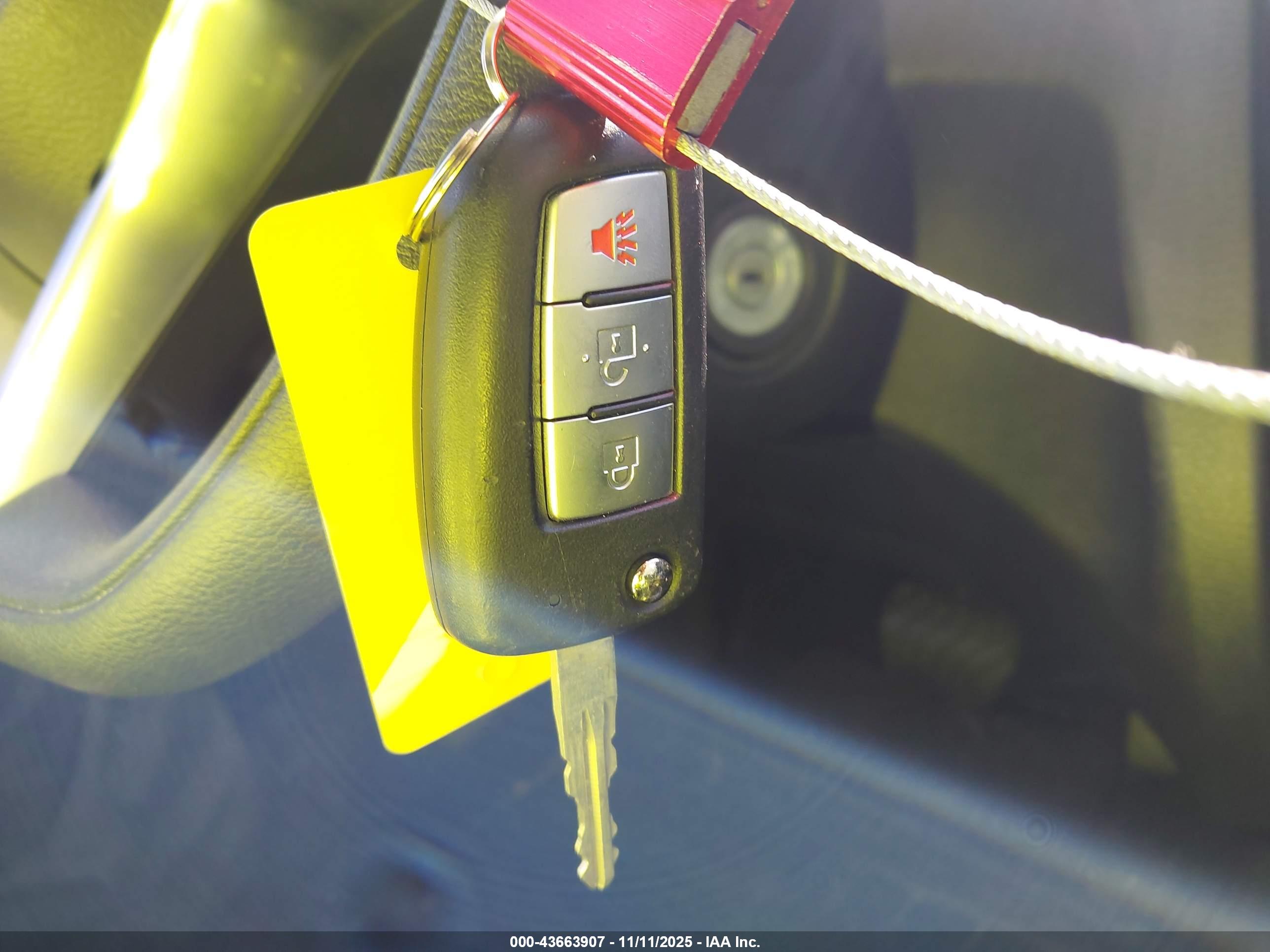 NISSAN ROGUE image 11