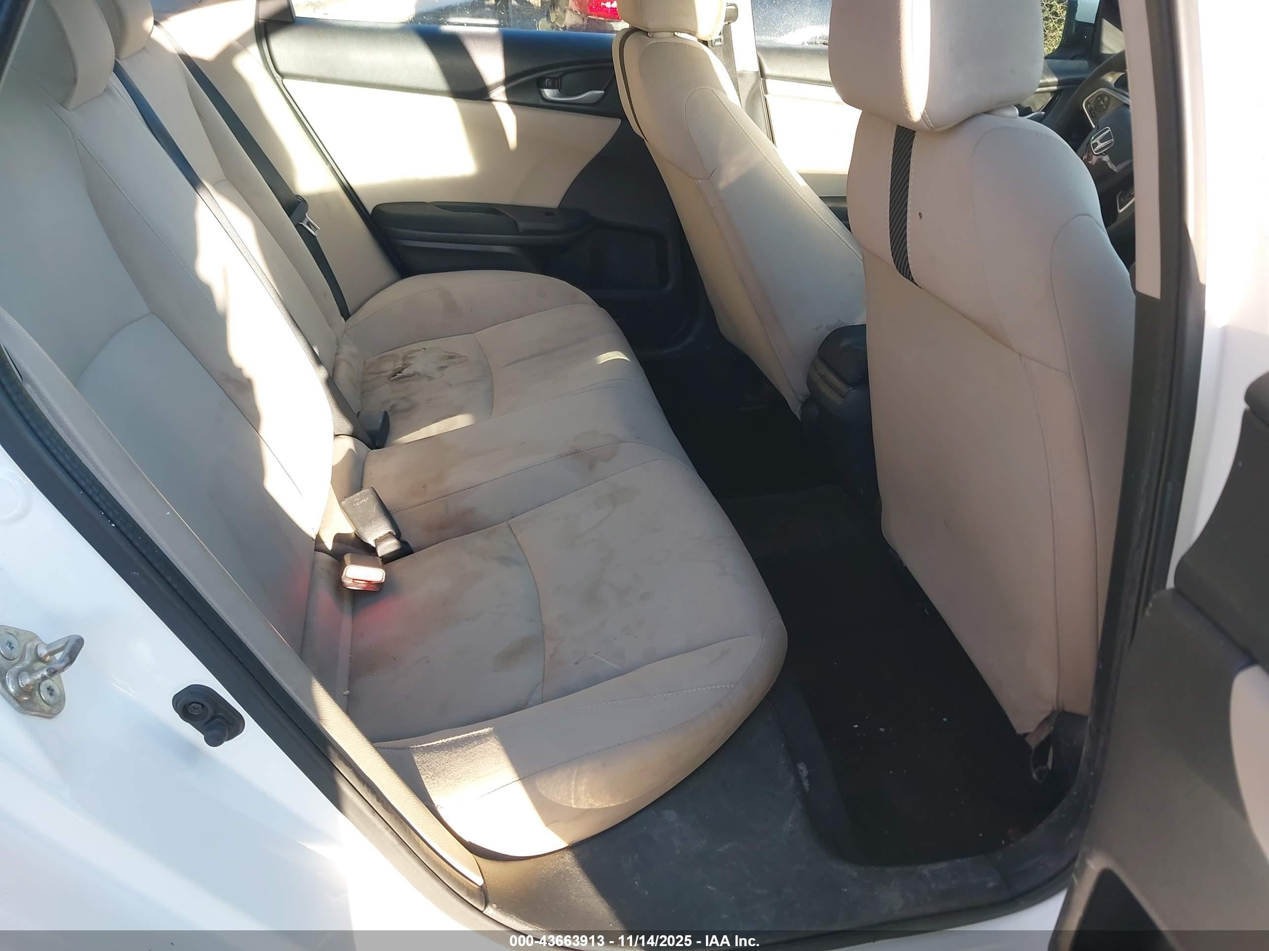 HONDA CIVIC image 8