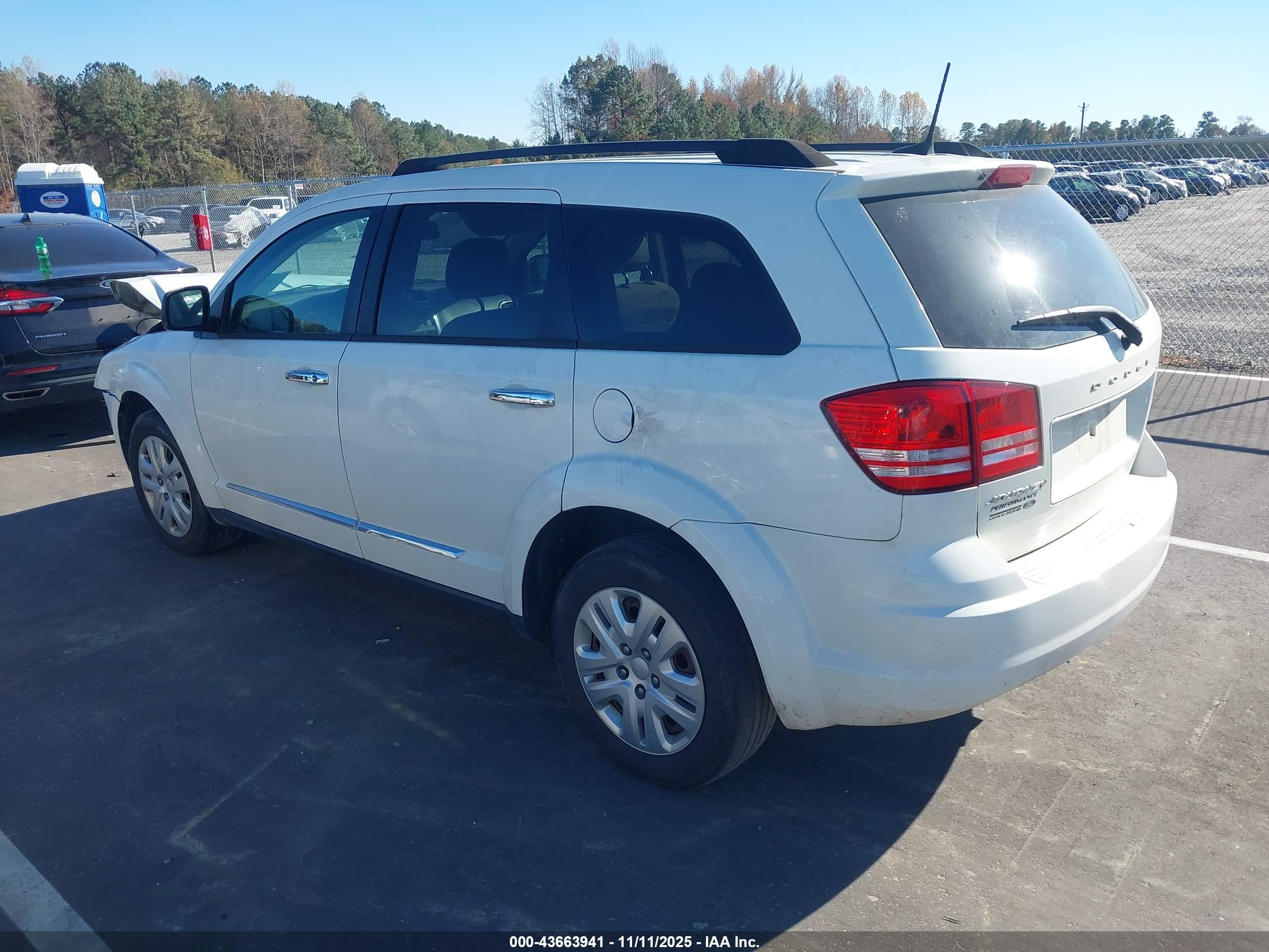 DODGE JOURNEY image 3