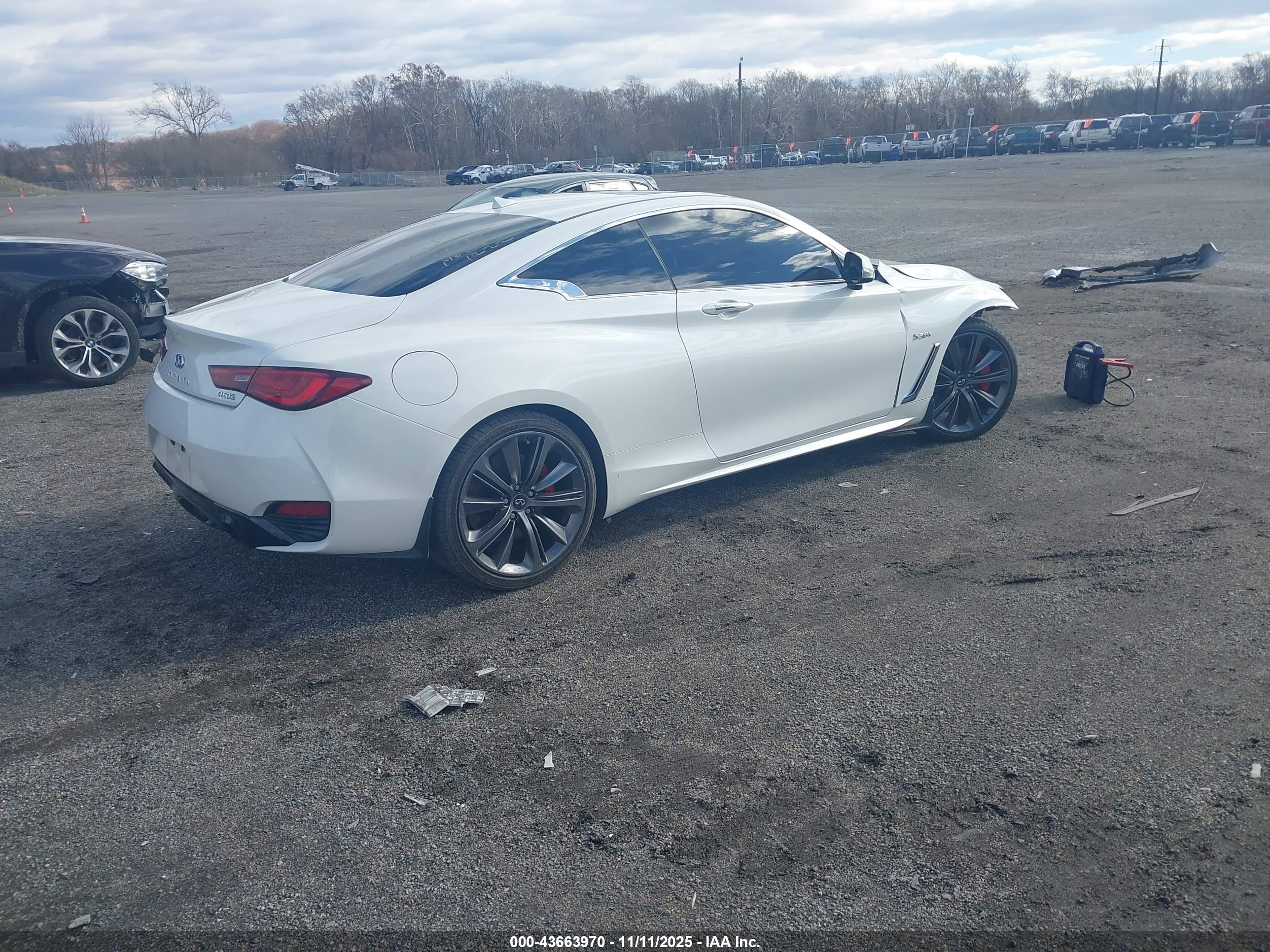INFINITI Q60 image 4