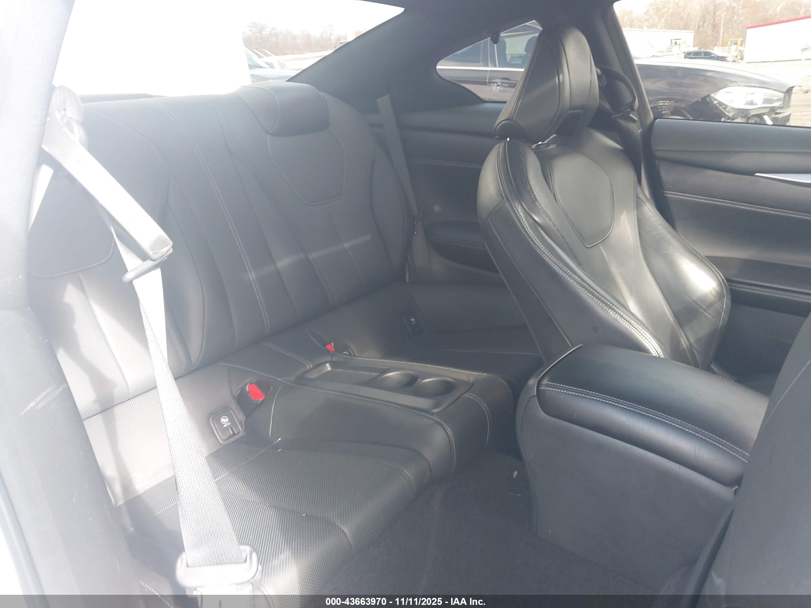 INFINITI Q60 image 8