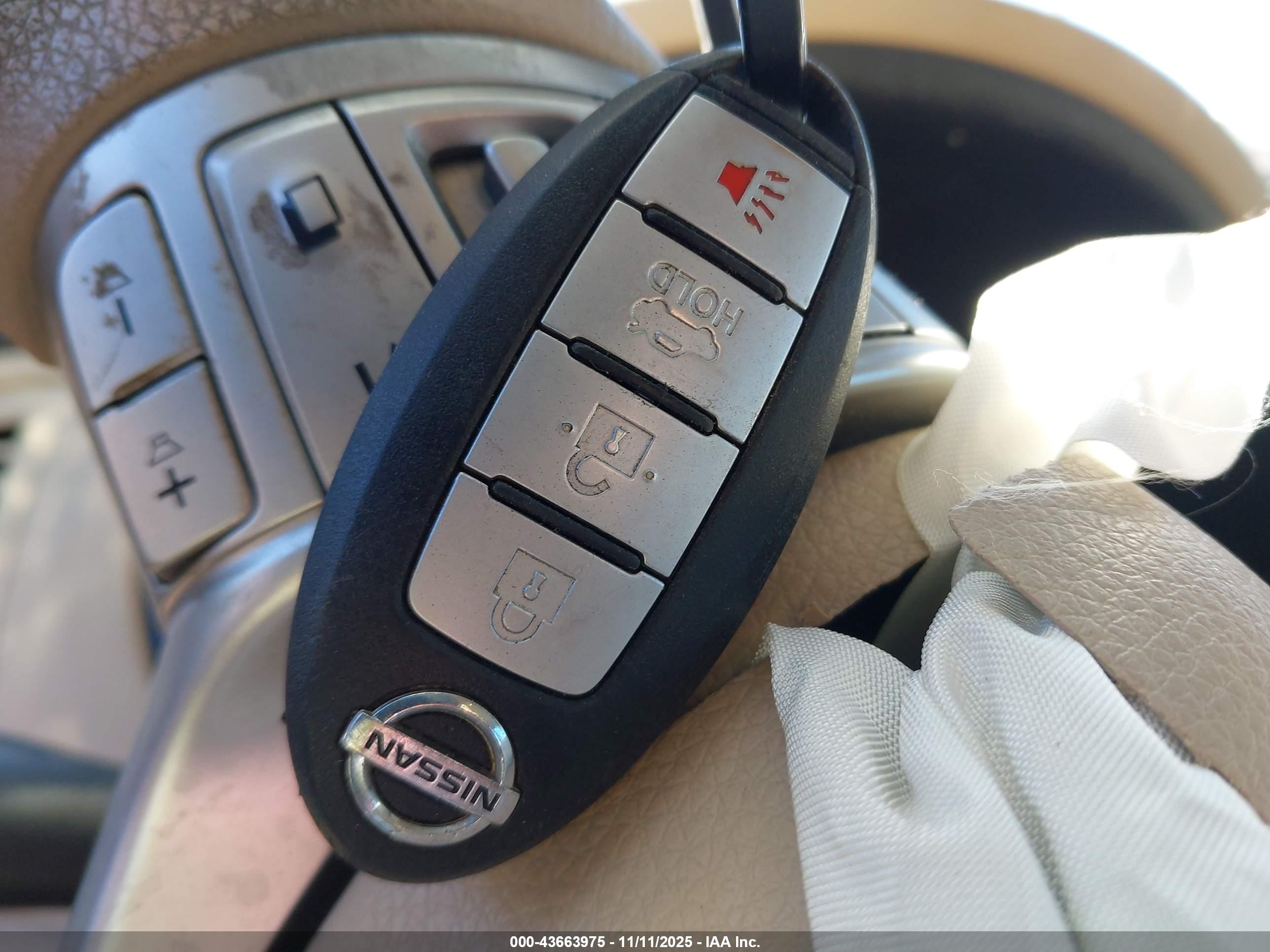 NISSAN ALTIMA image 11