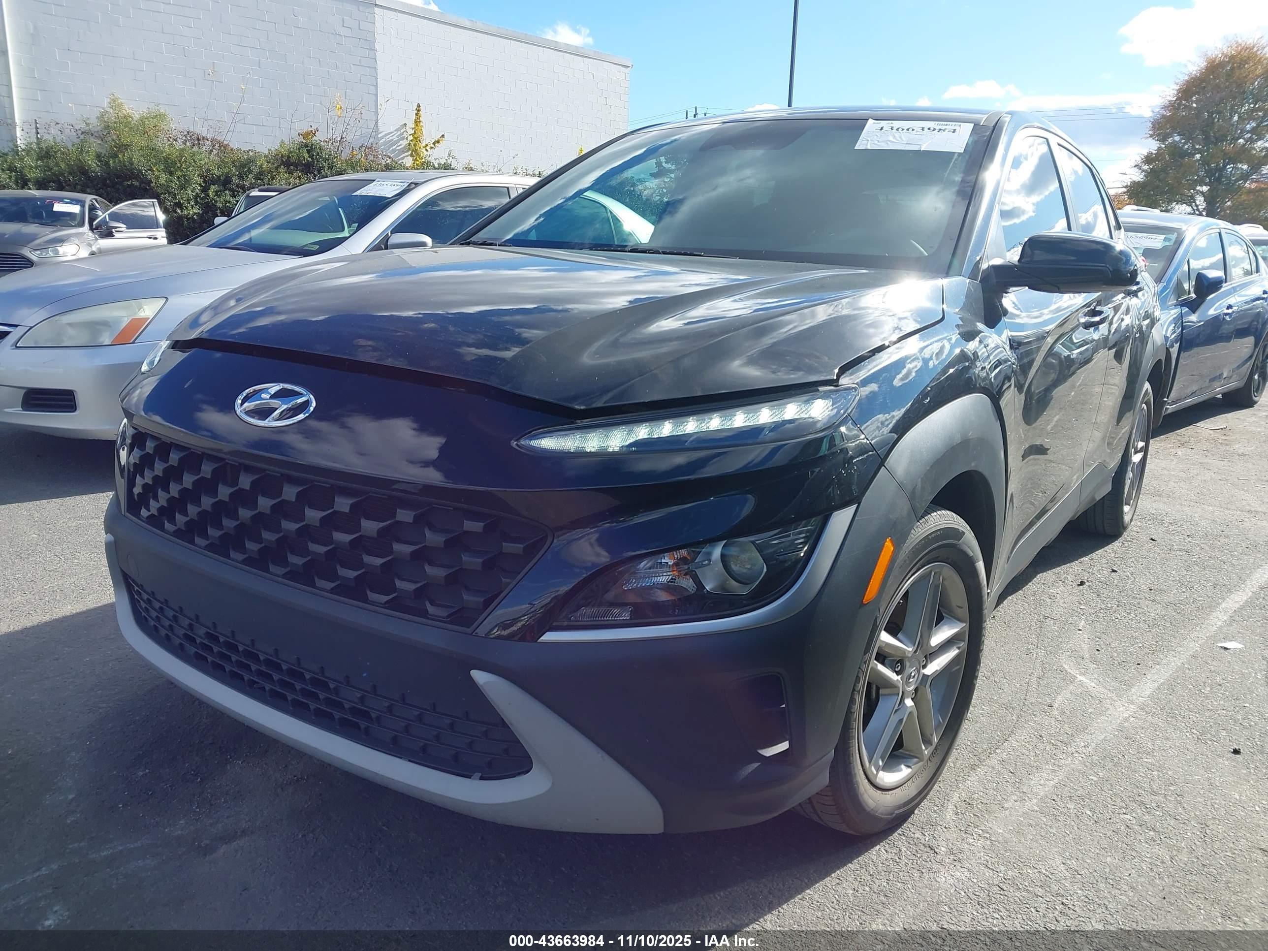 HYUNDAI KONA image 2
