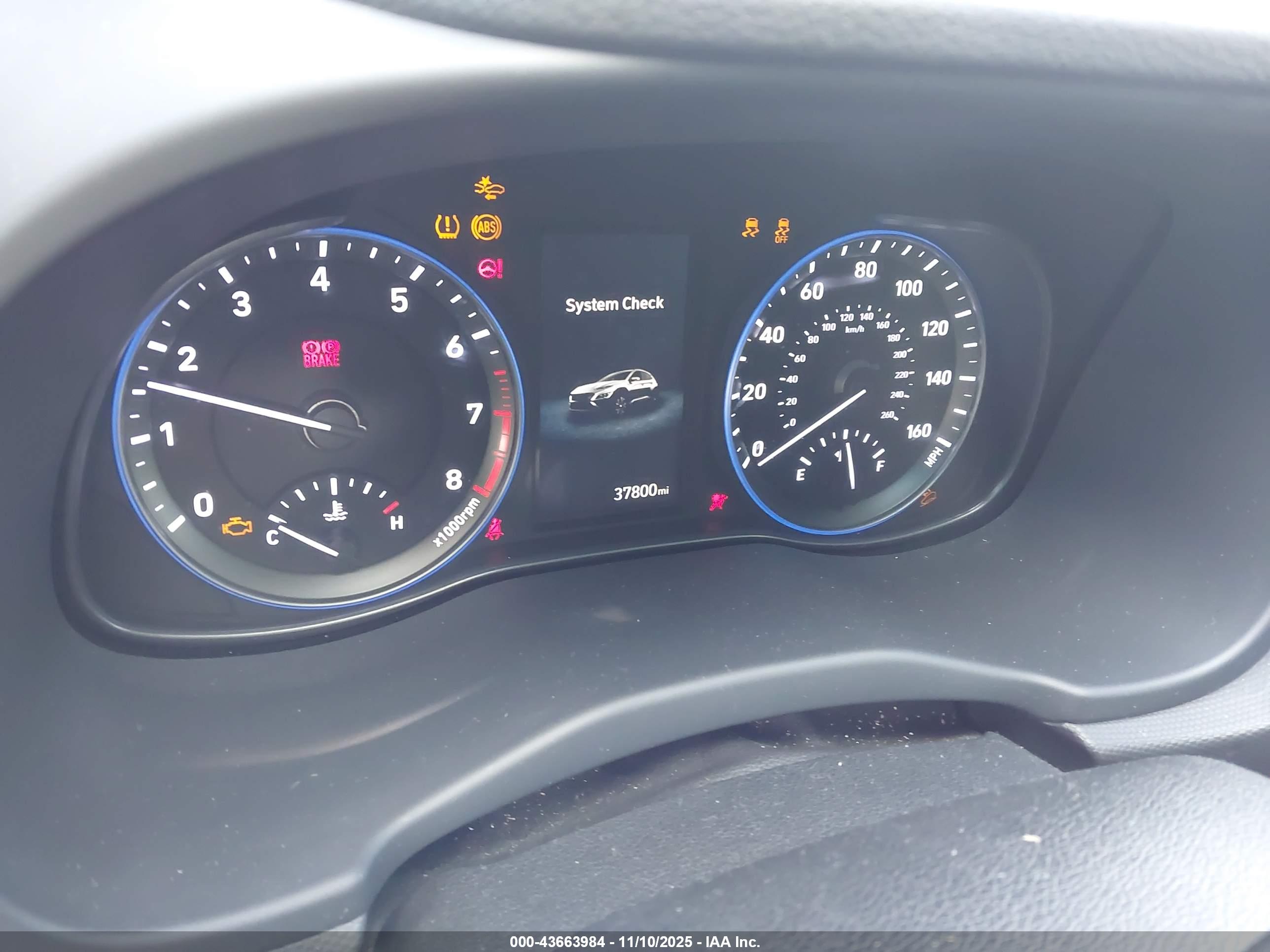 HYUNDAI KONA image 7