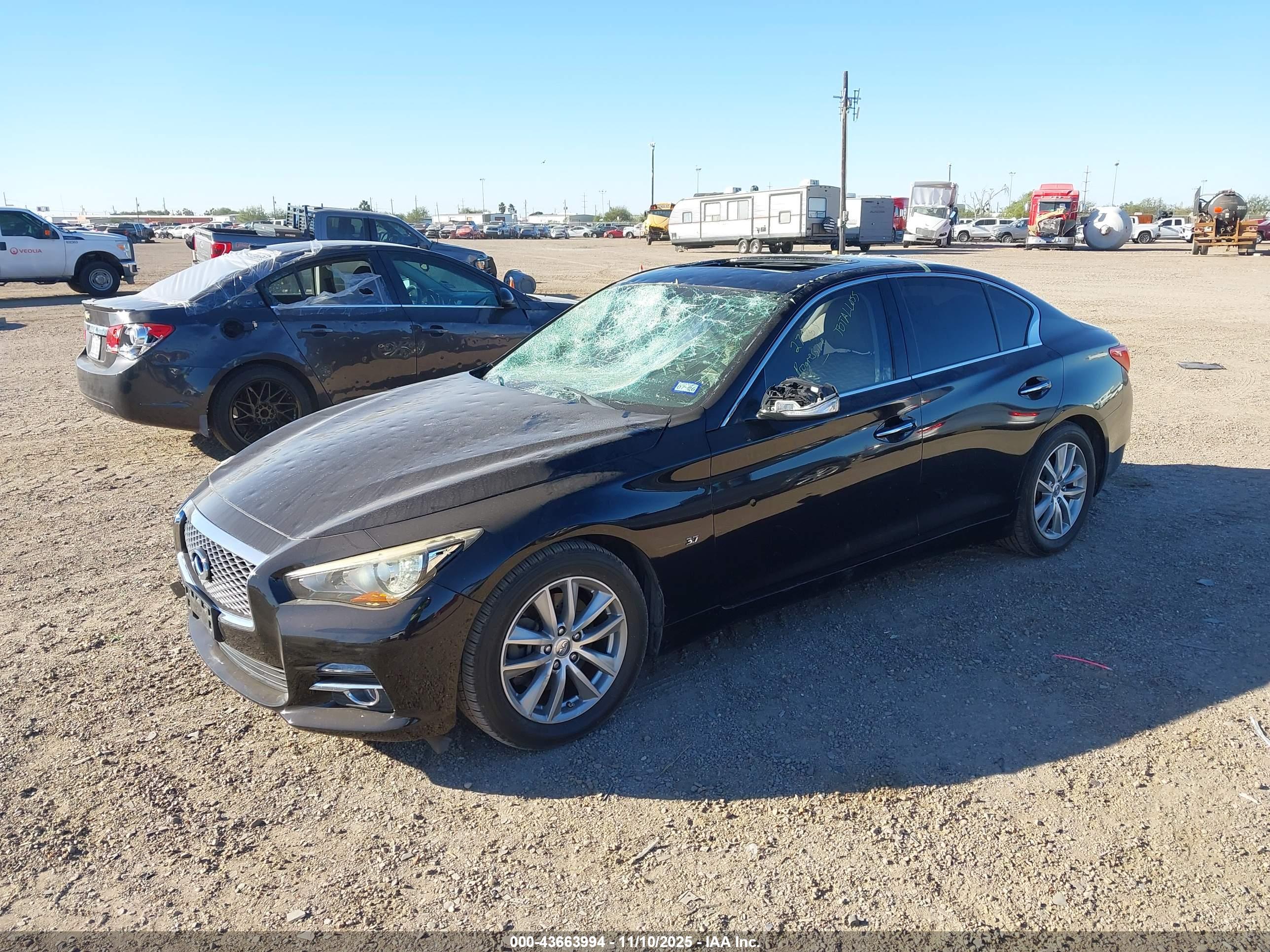 INFINITI Q50 image 2