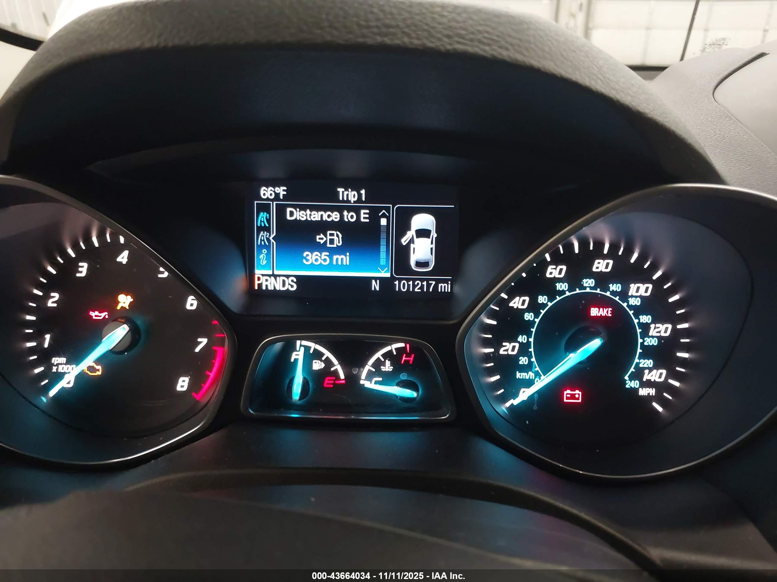 FORD ESCAPE image 7