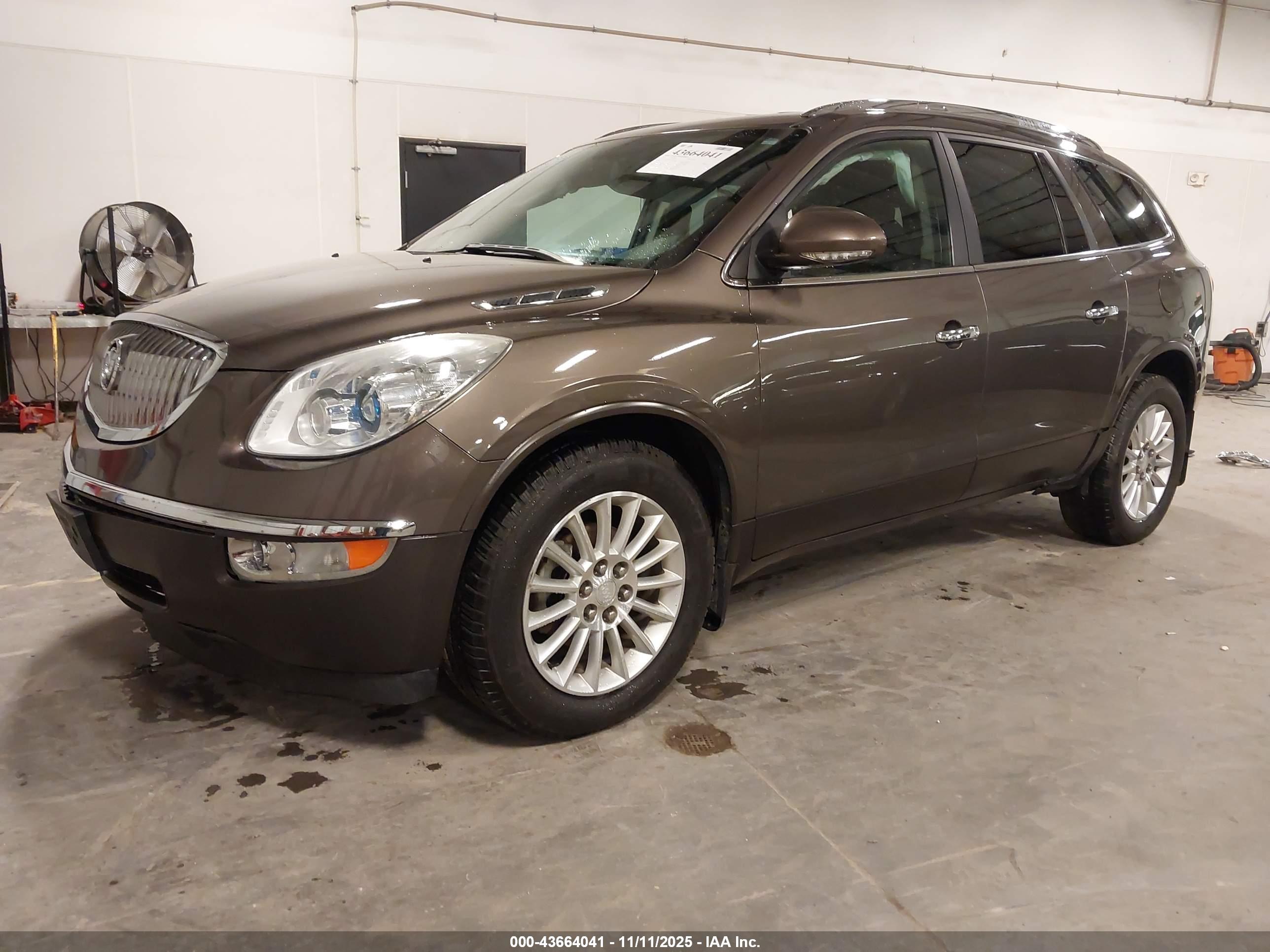 BUICK ENCLAVE image 2