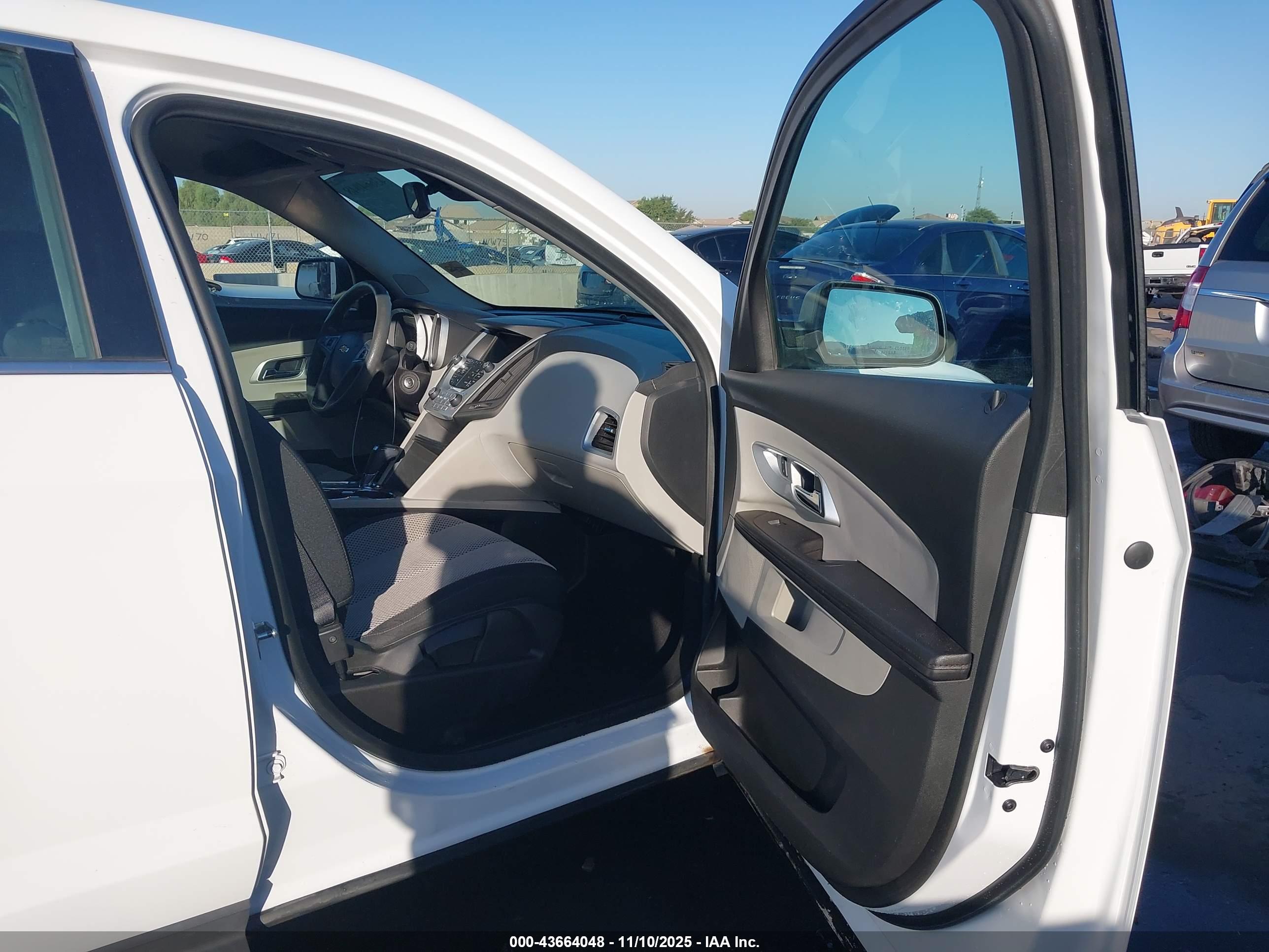 CHEVROLET EQUINOX image 5