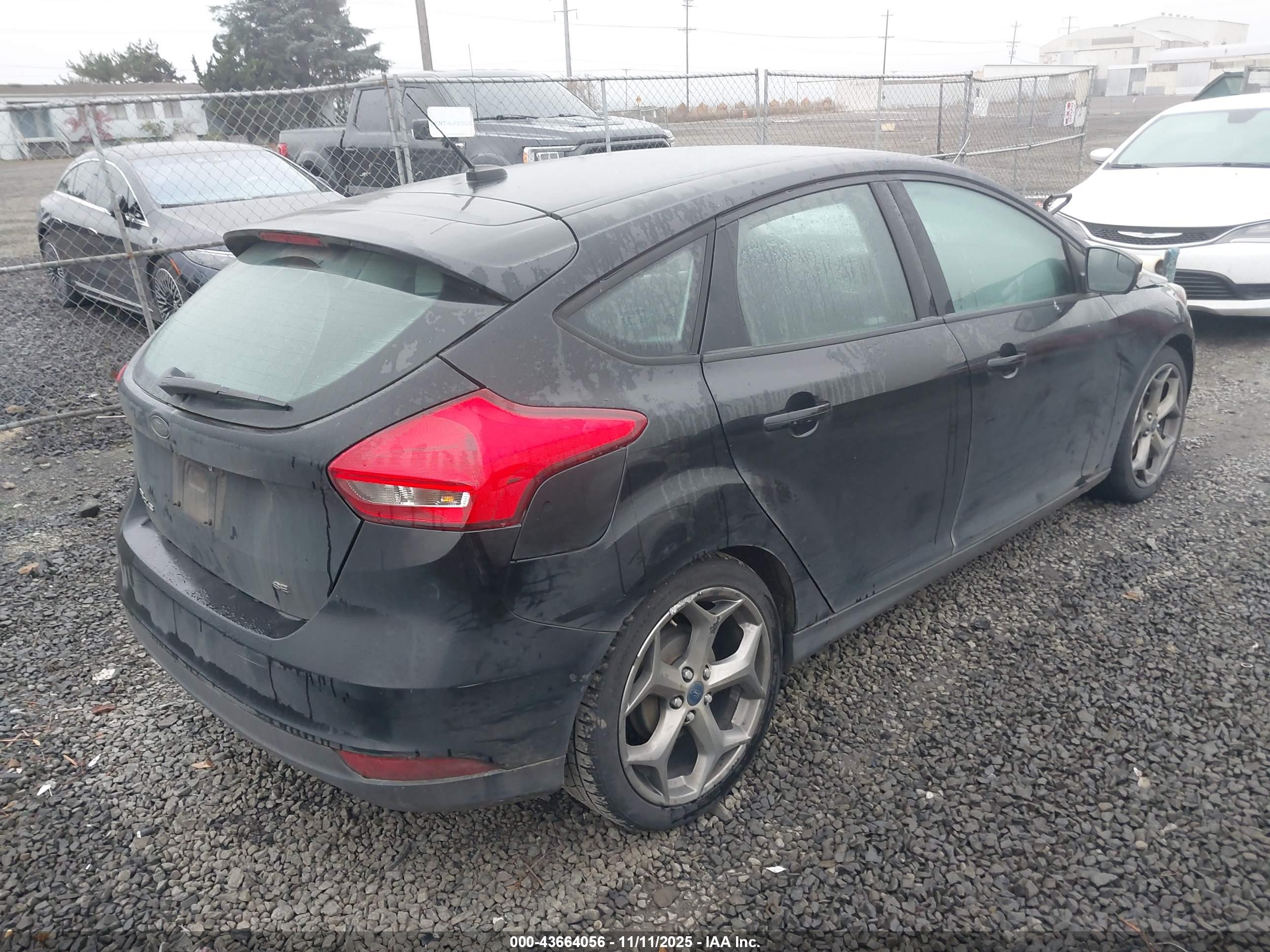 FORD FOCUS image 4