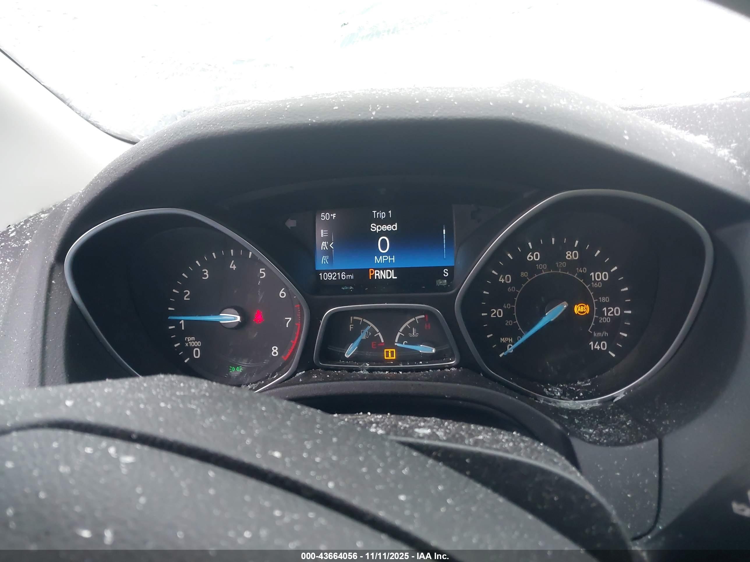 FORD FOCUS image 7