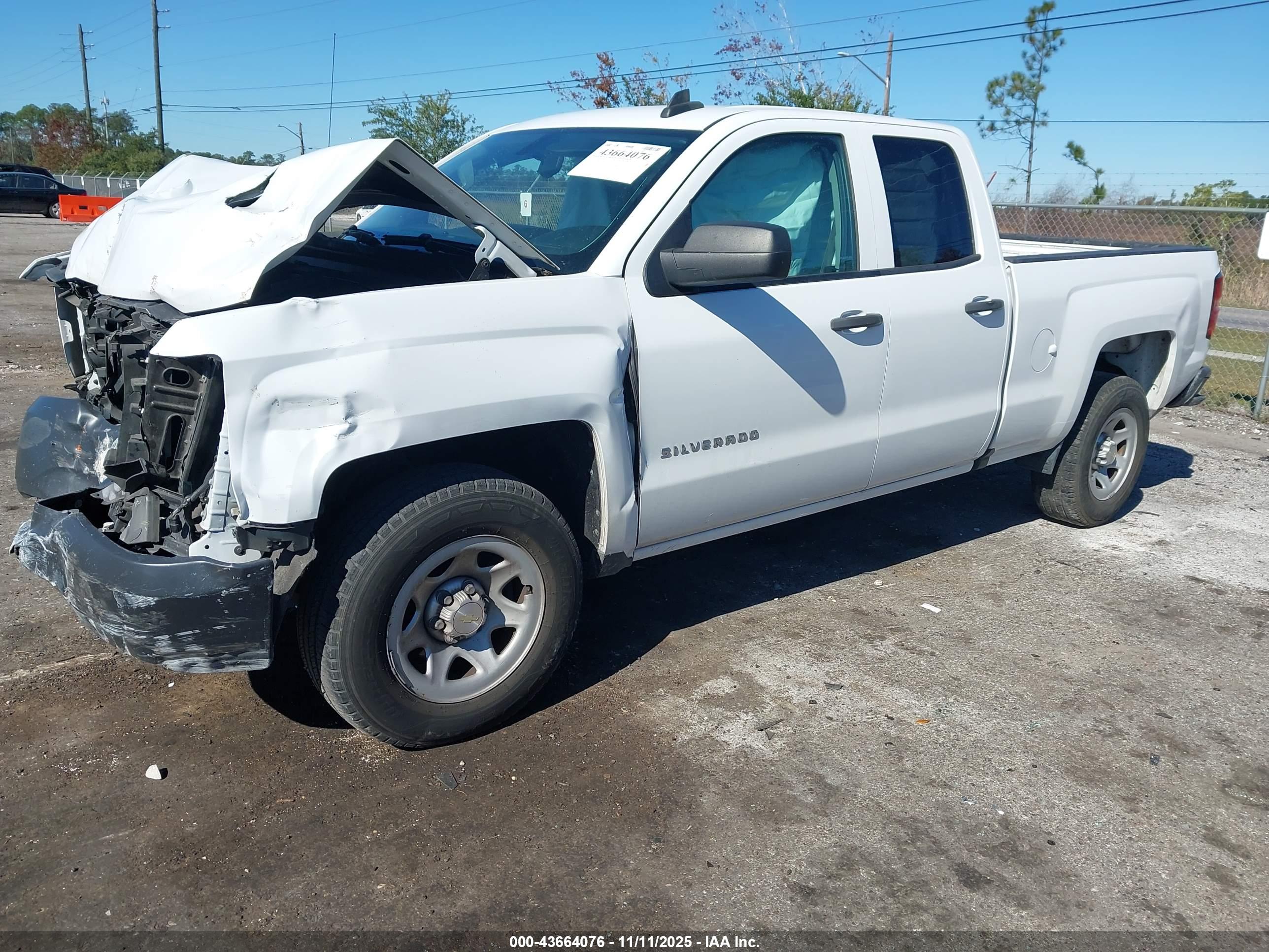 CHEVROLET SILVERADO image 2
