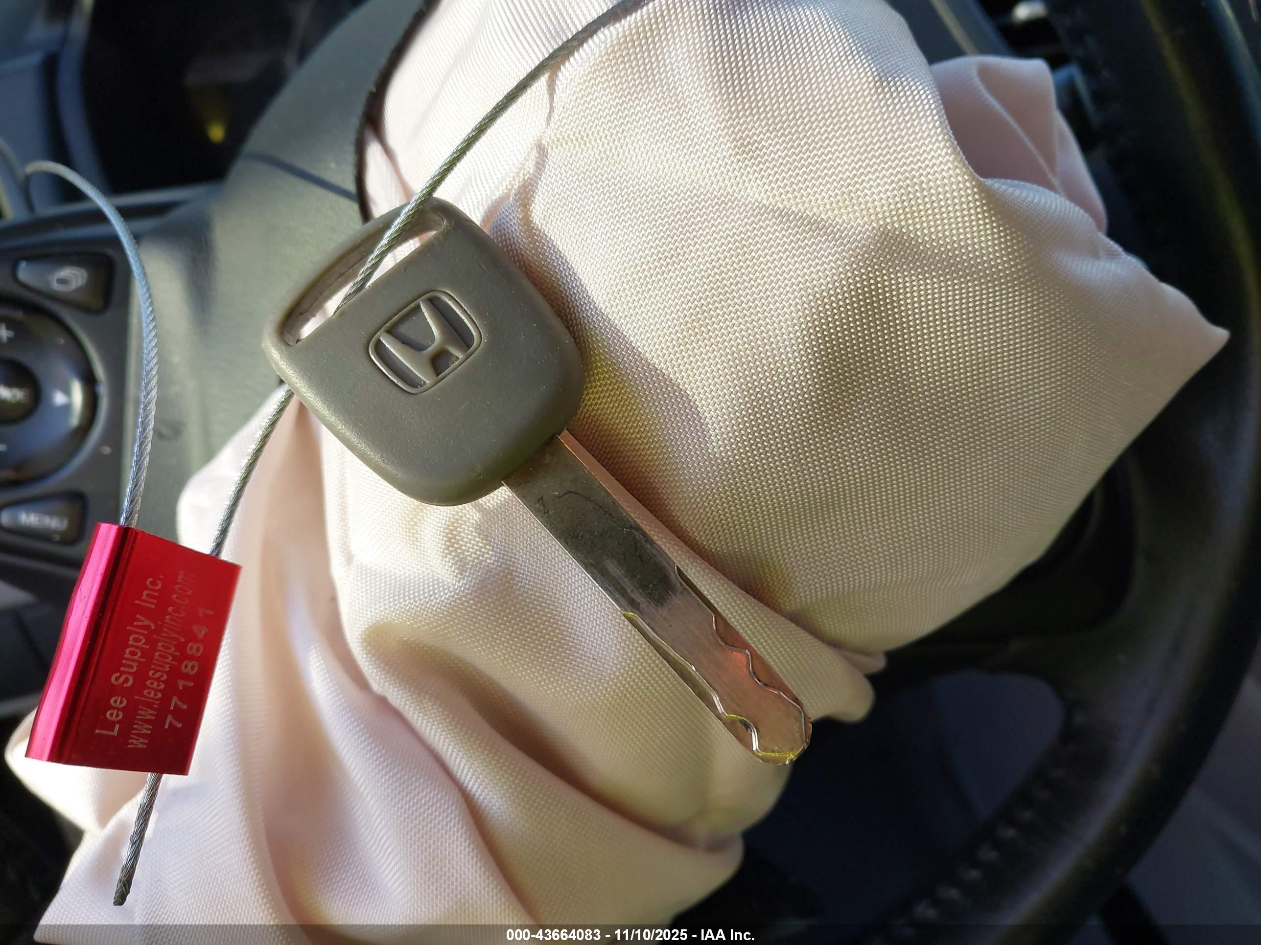 HONDA CR-V image 11