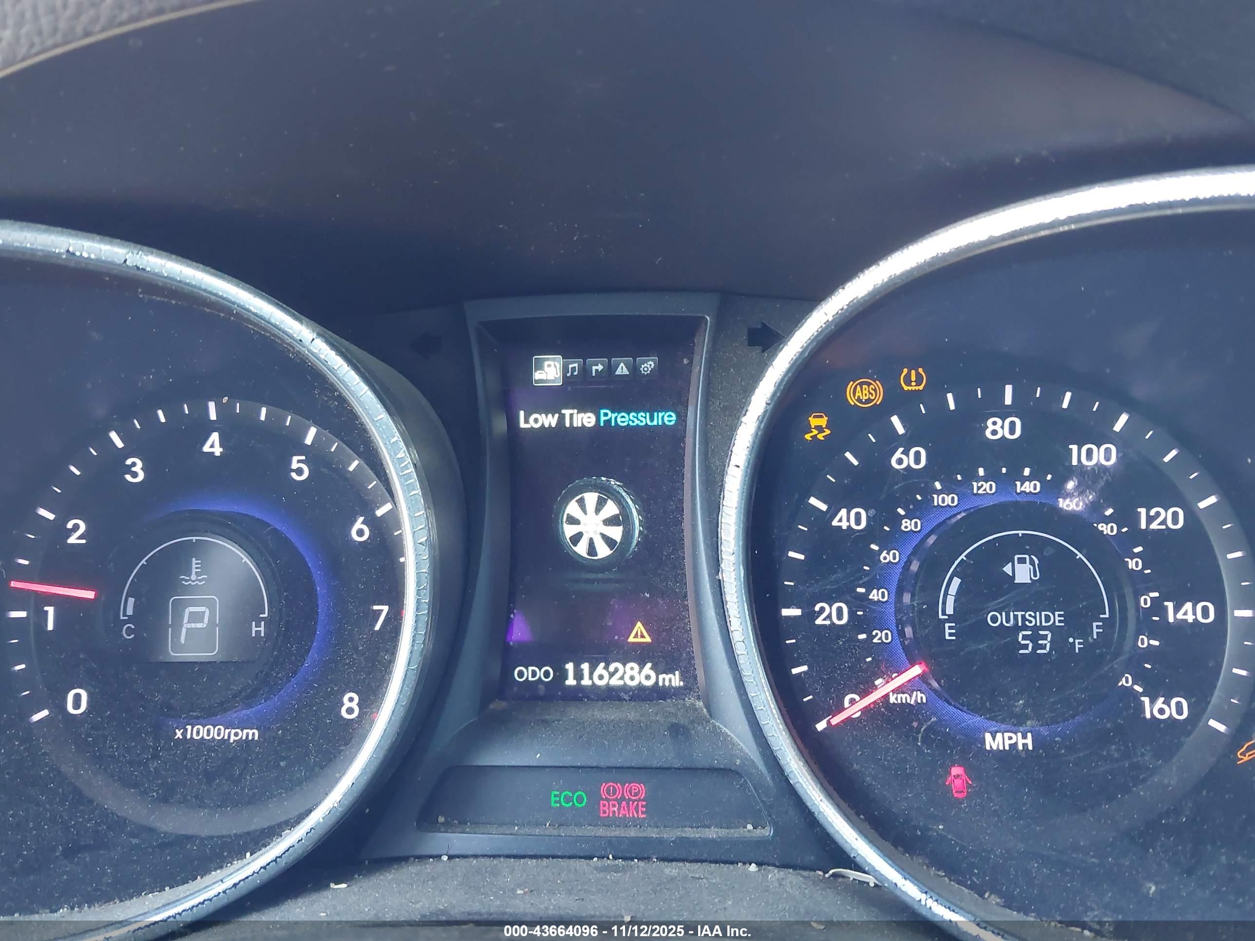 HYUNDAI SANTA image 7