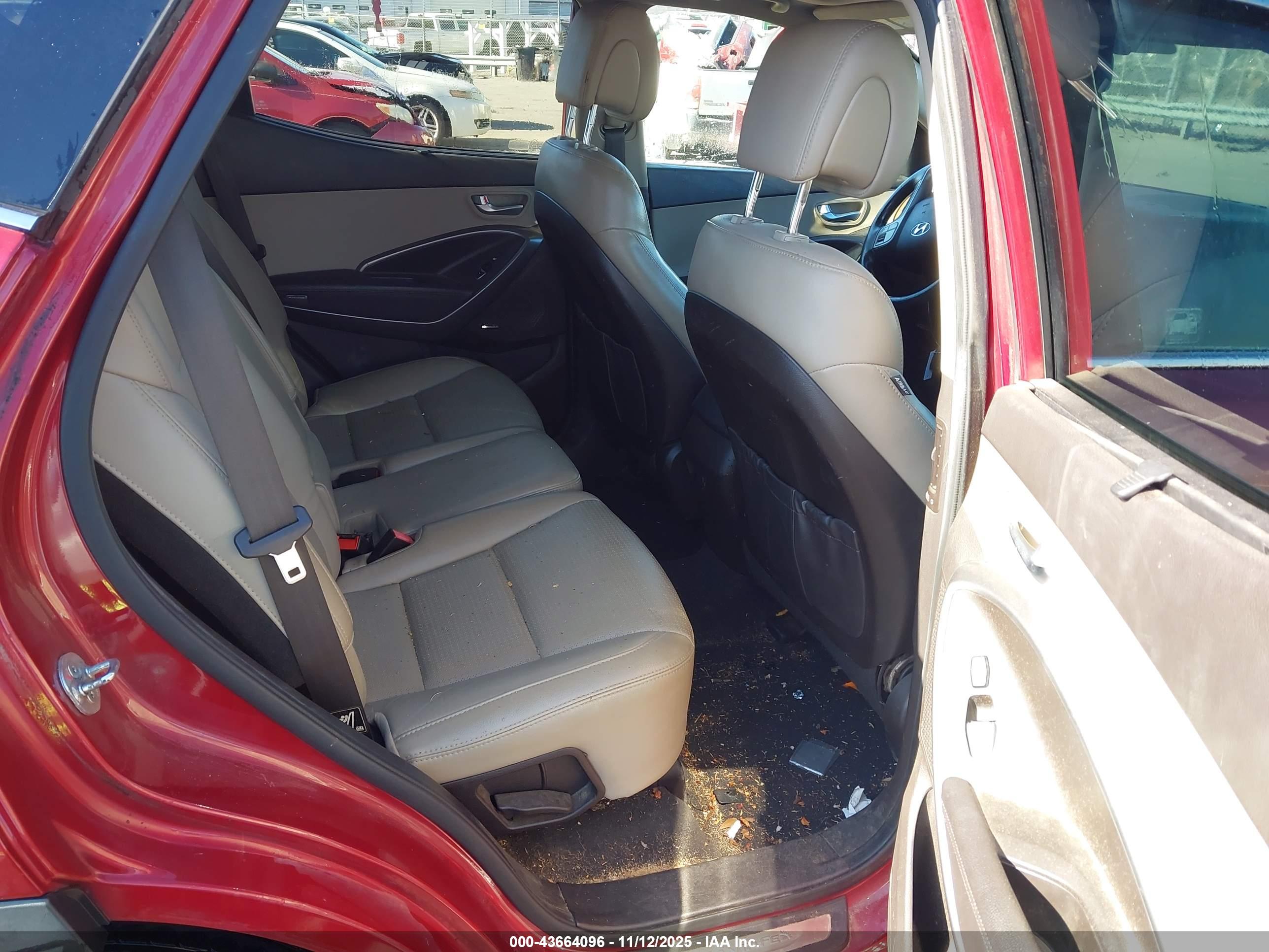 HYUNDAI SANTA image 8