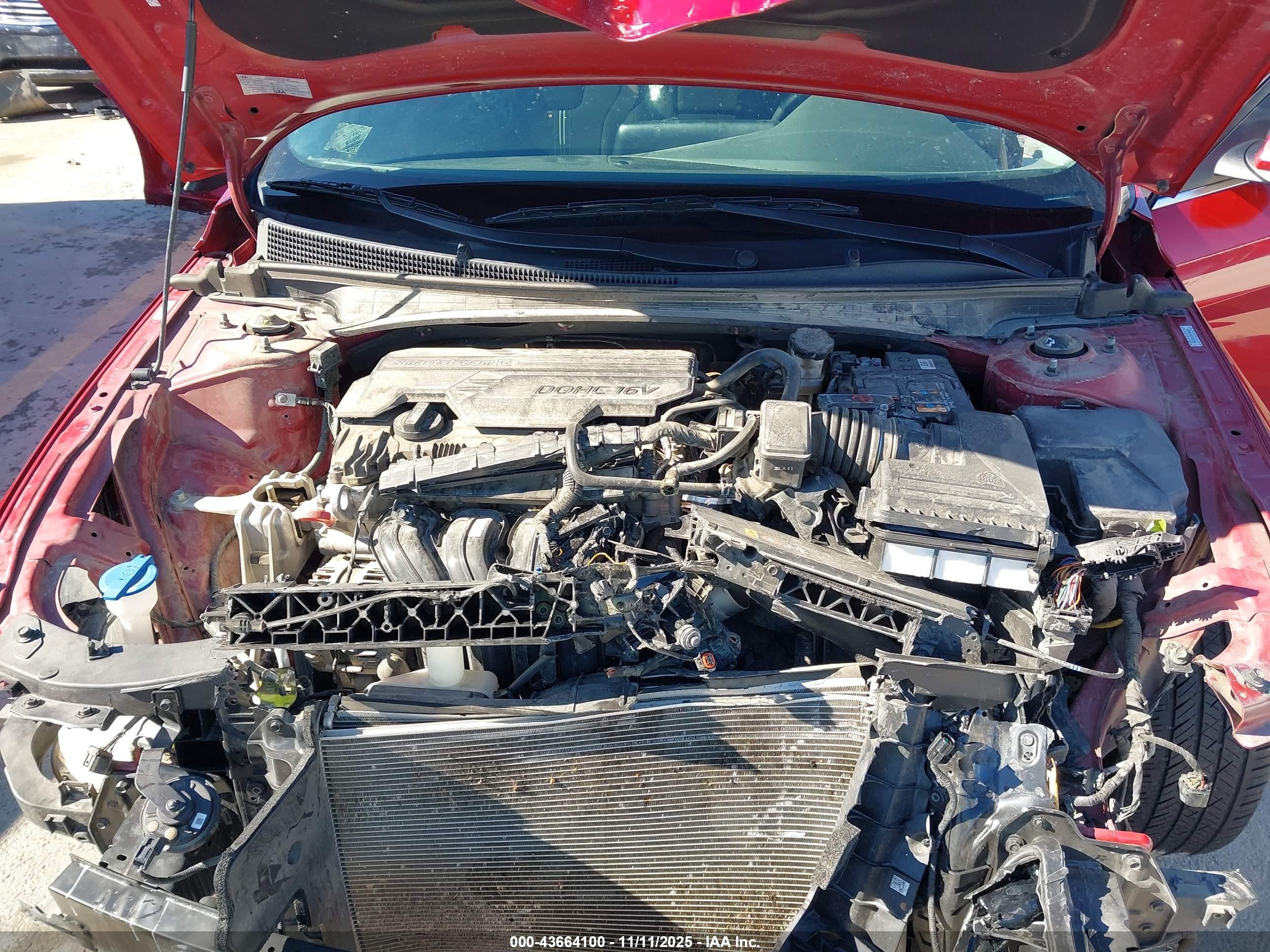 HYUNDAI ELANTRA image 10