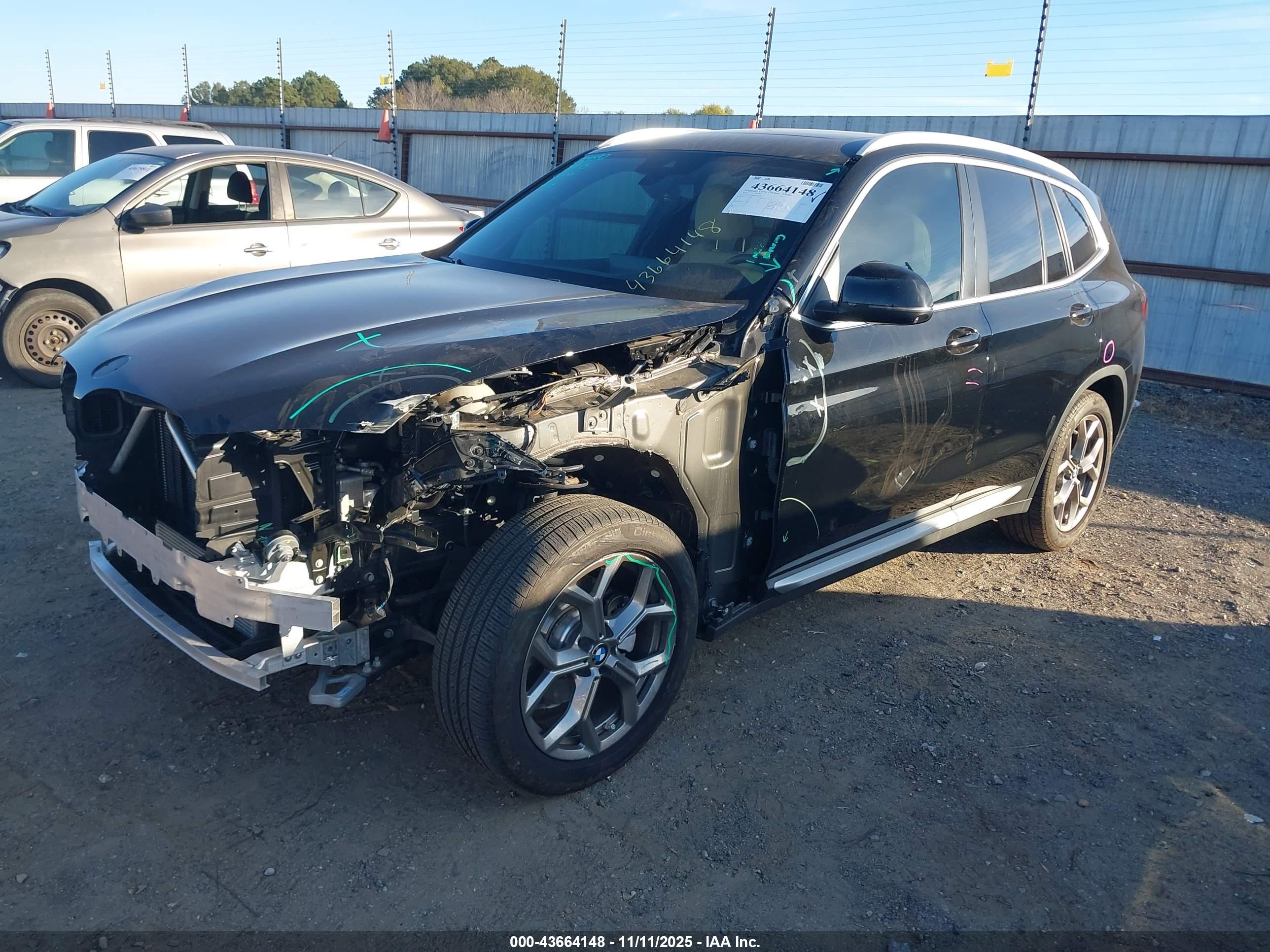 BMW X3 image 2