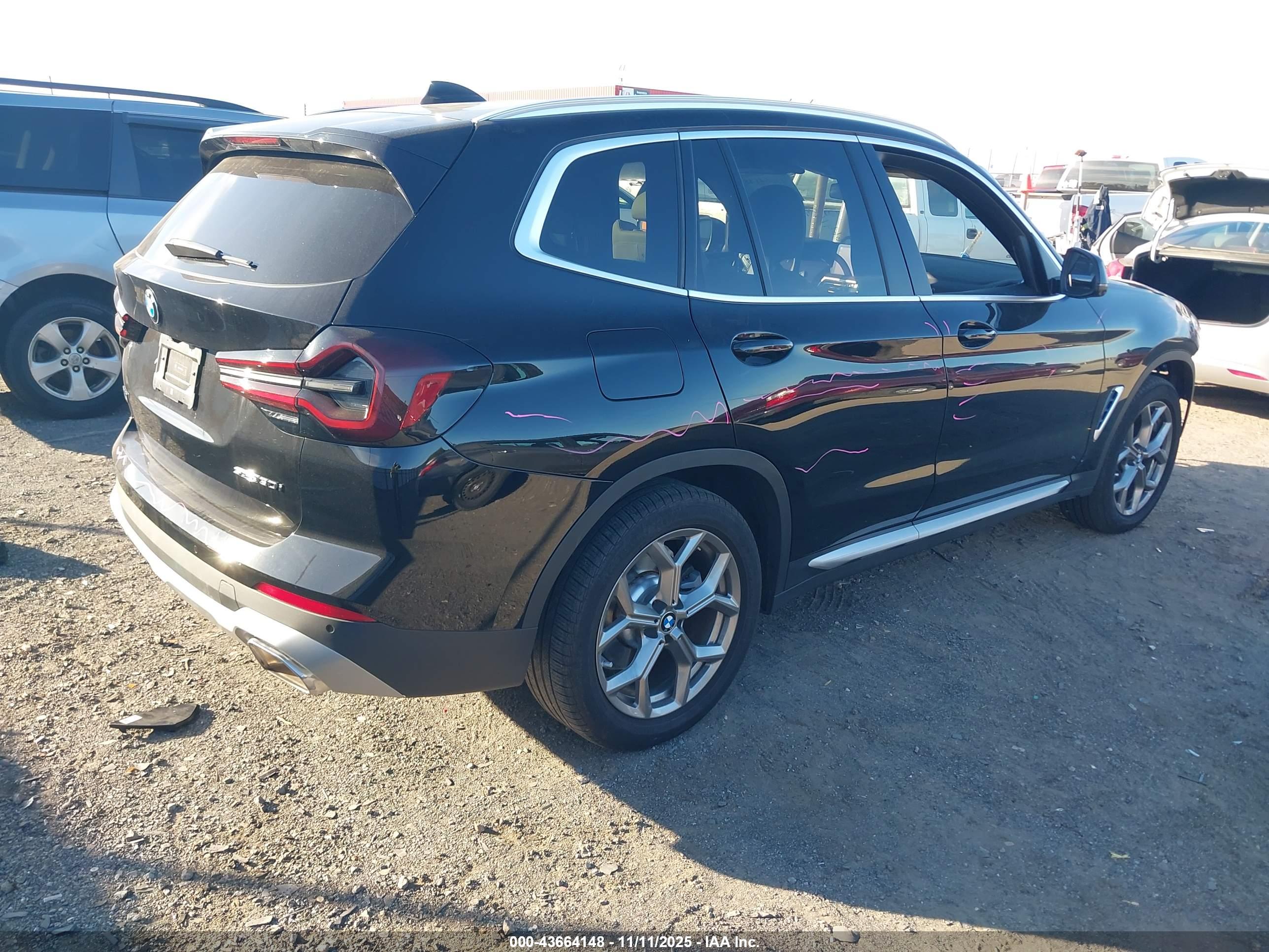 BMW X3 image 4