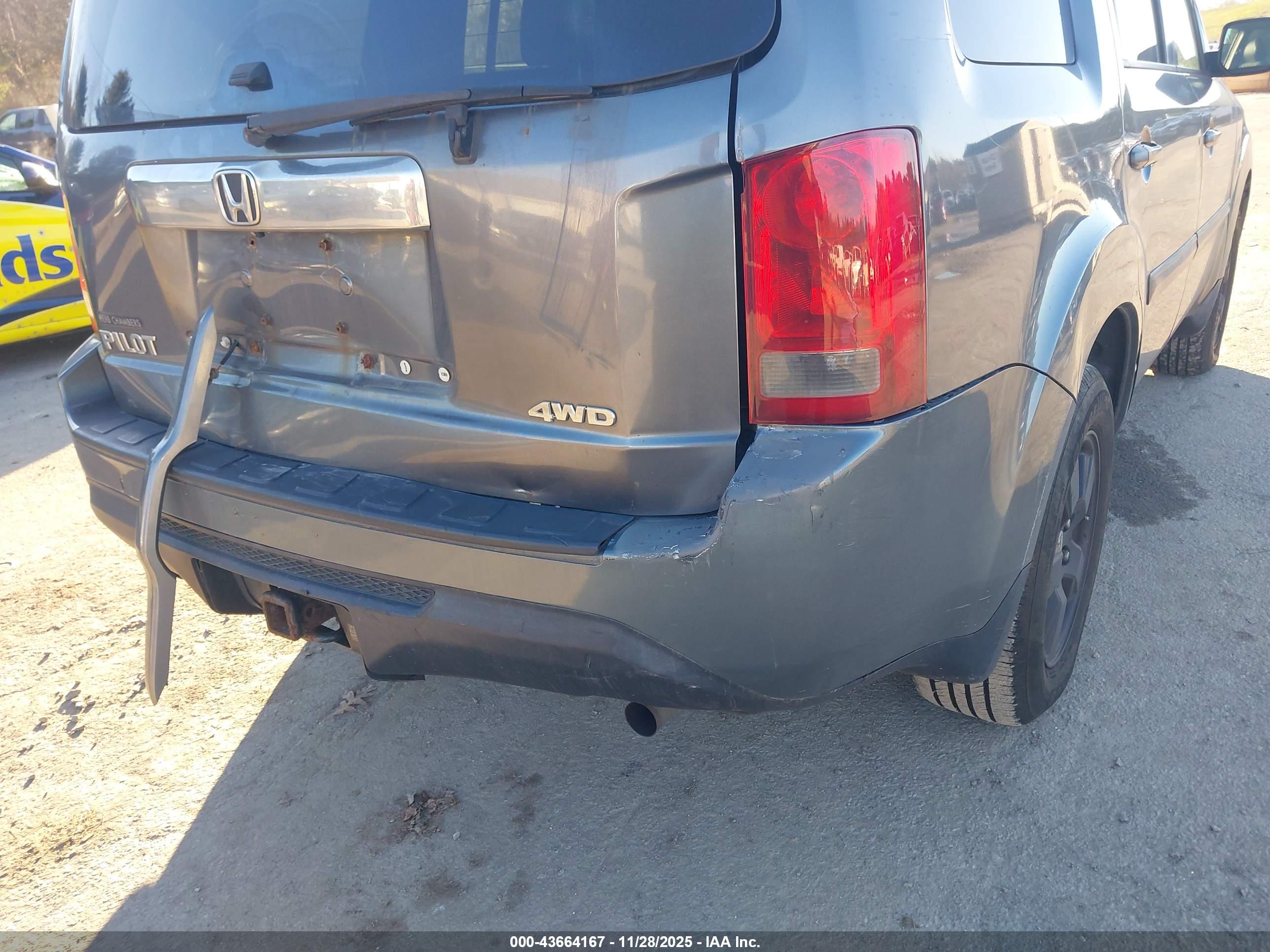 HONDA PILOT image 6