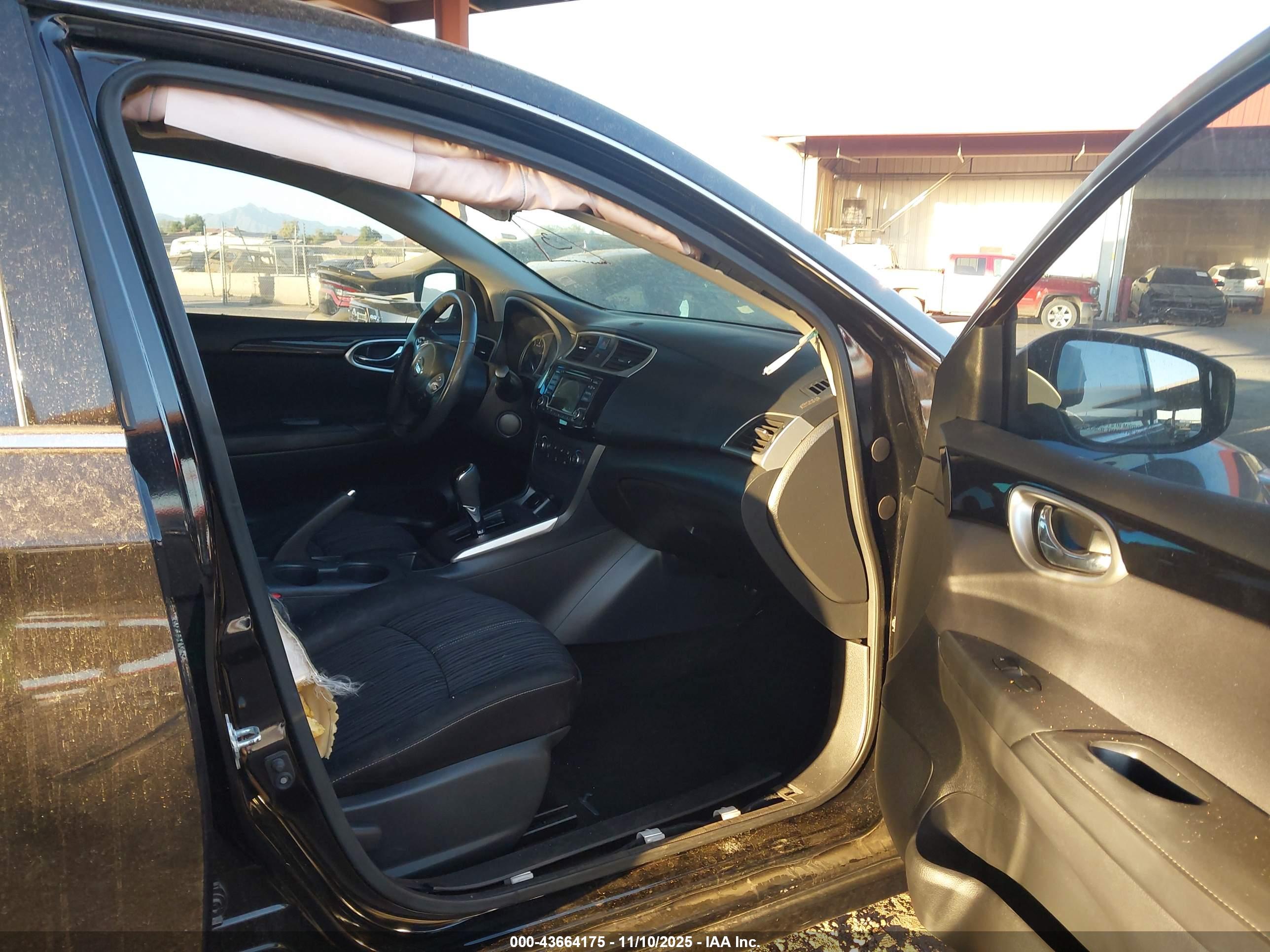 NISSAN SENTRA image 5