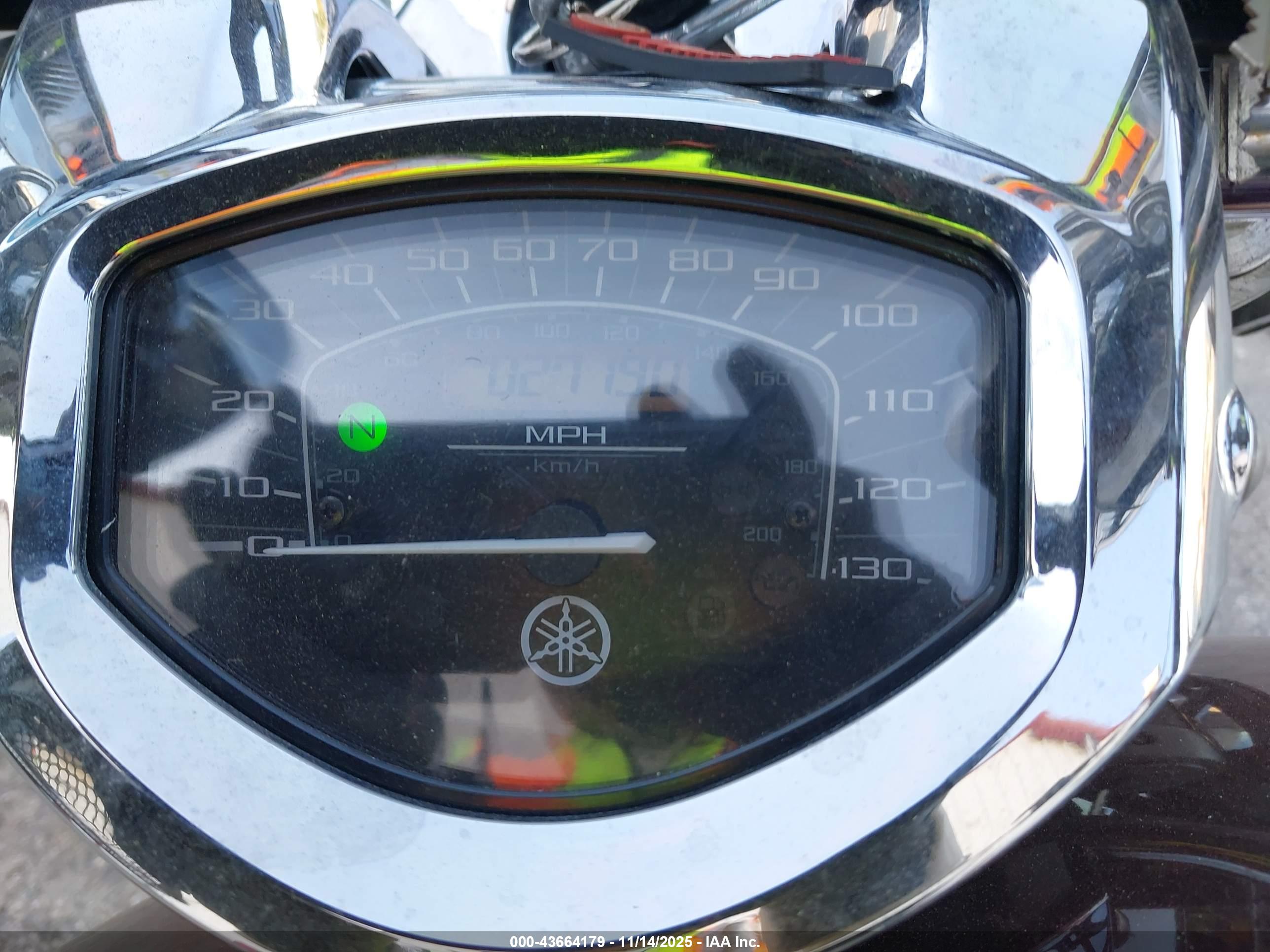 YAMAHA XVS1300 image 7