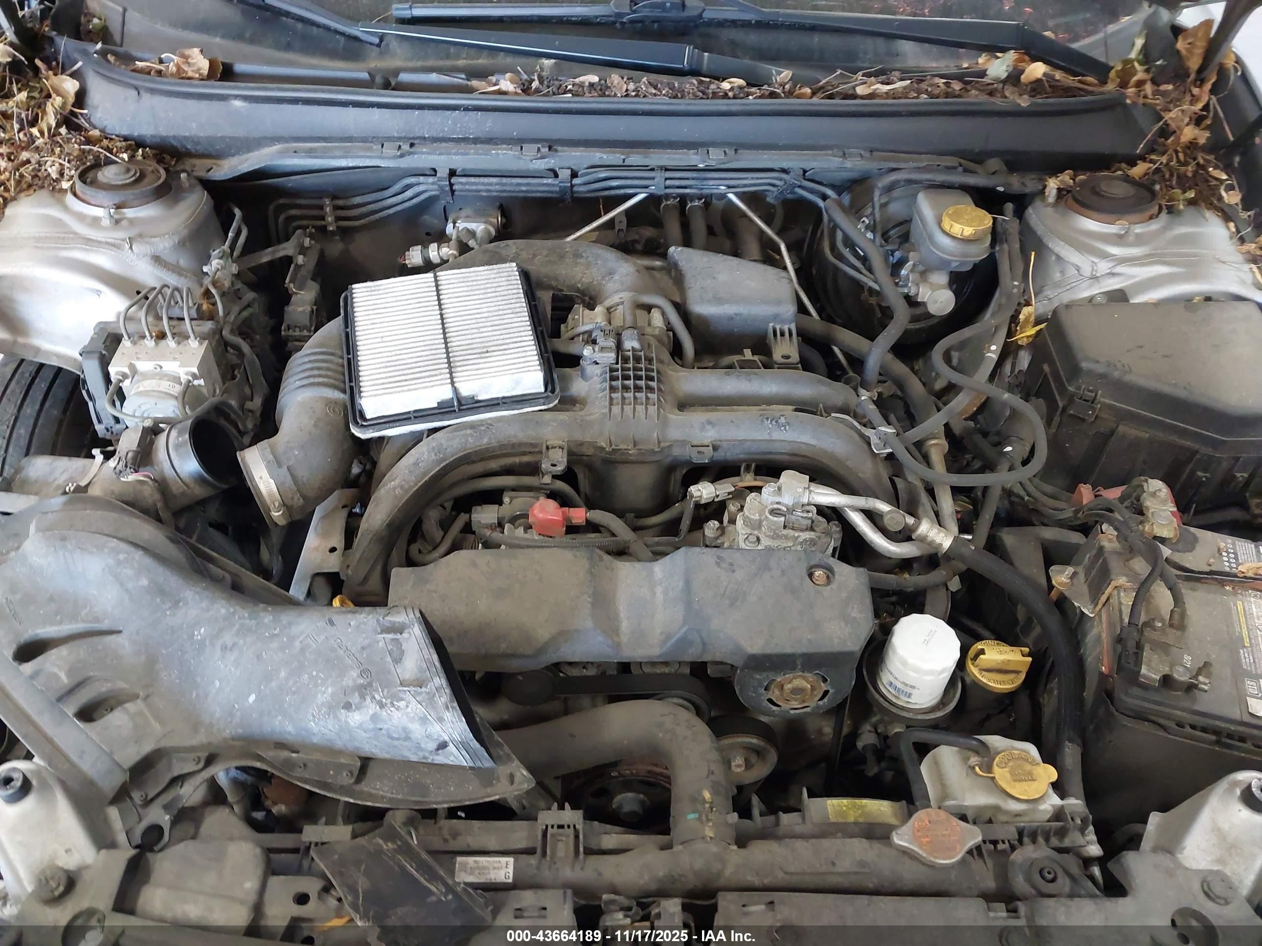 SUBARU OUTBACK image 10