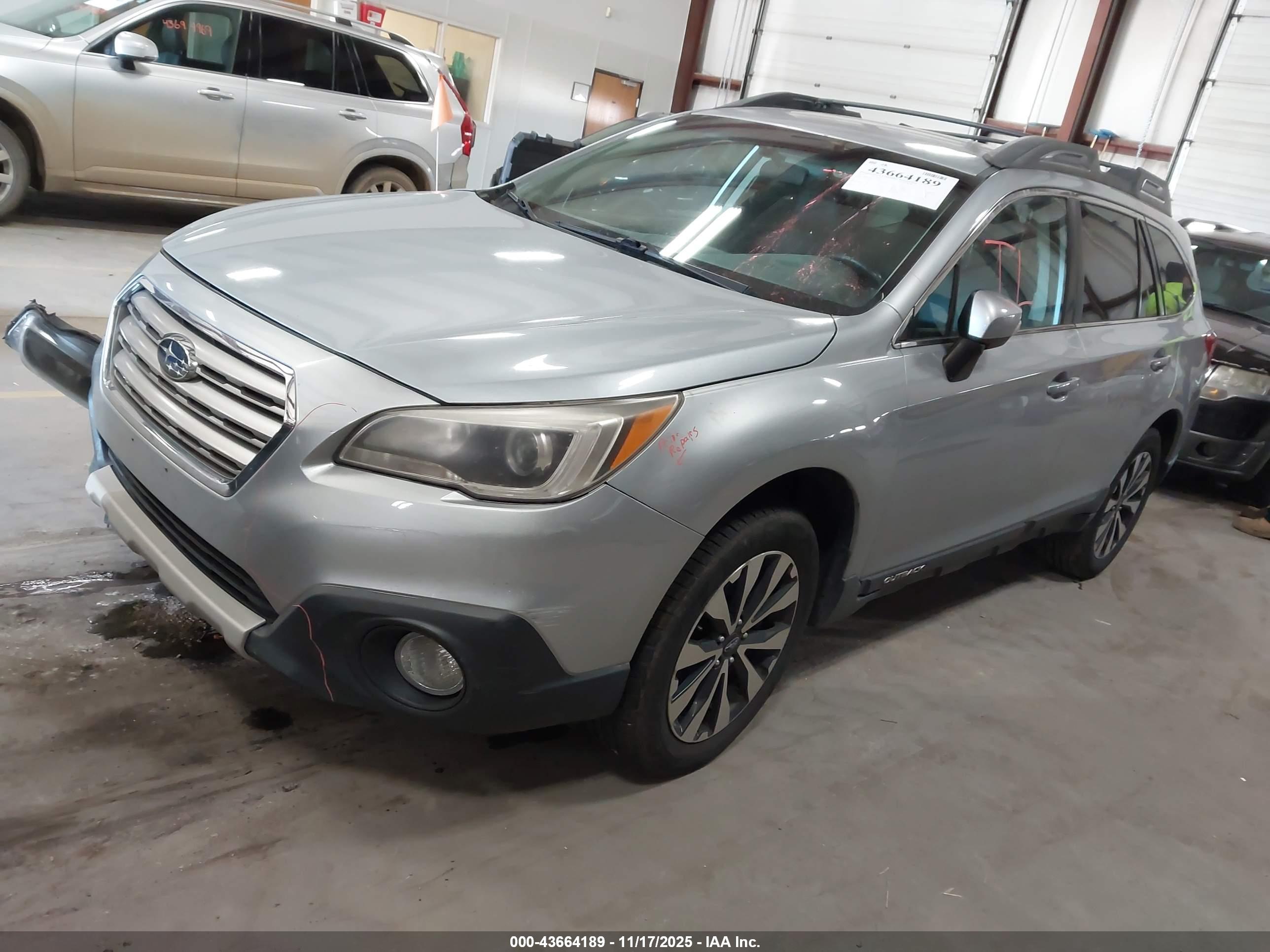 SUBARU OUTBACK image 2