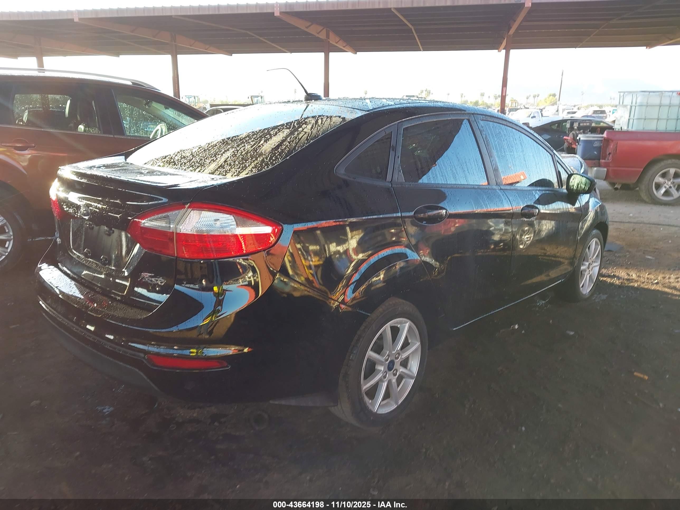 FORD FIESTA image 4
