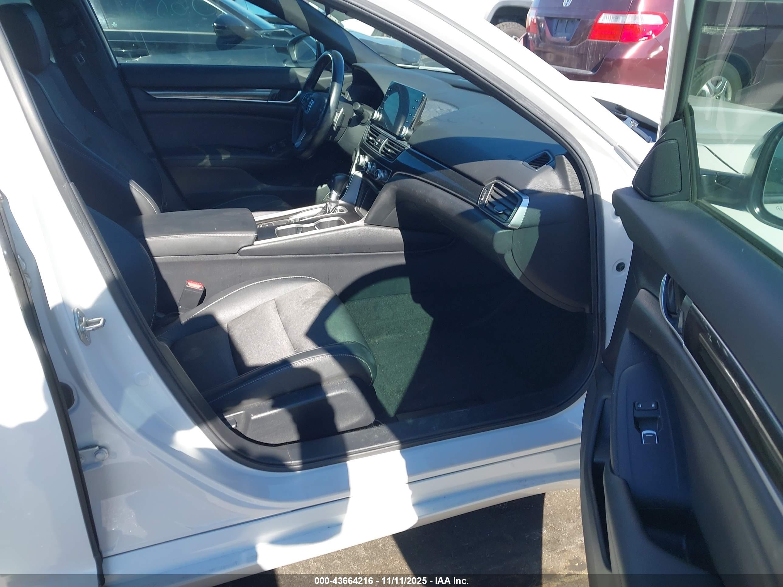 HONDA ACCORD image 5