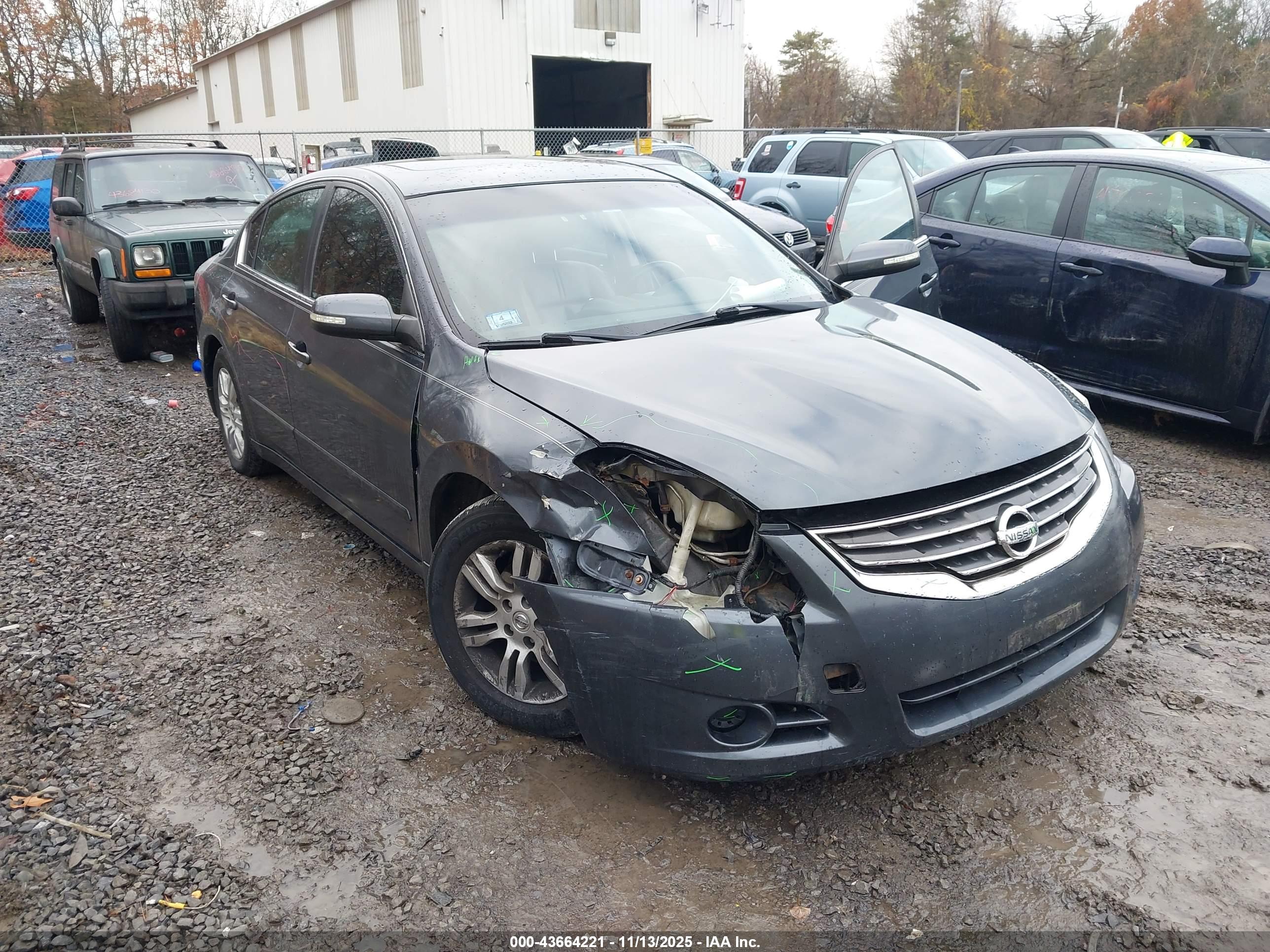 NISSAN ALTIMA image 6