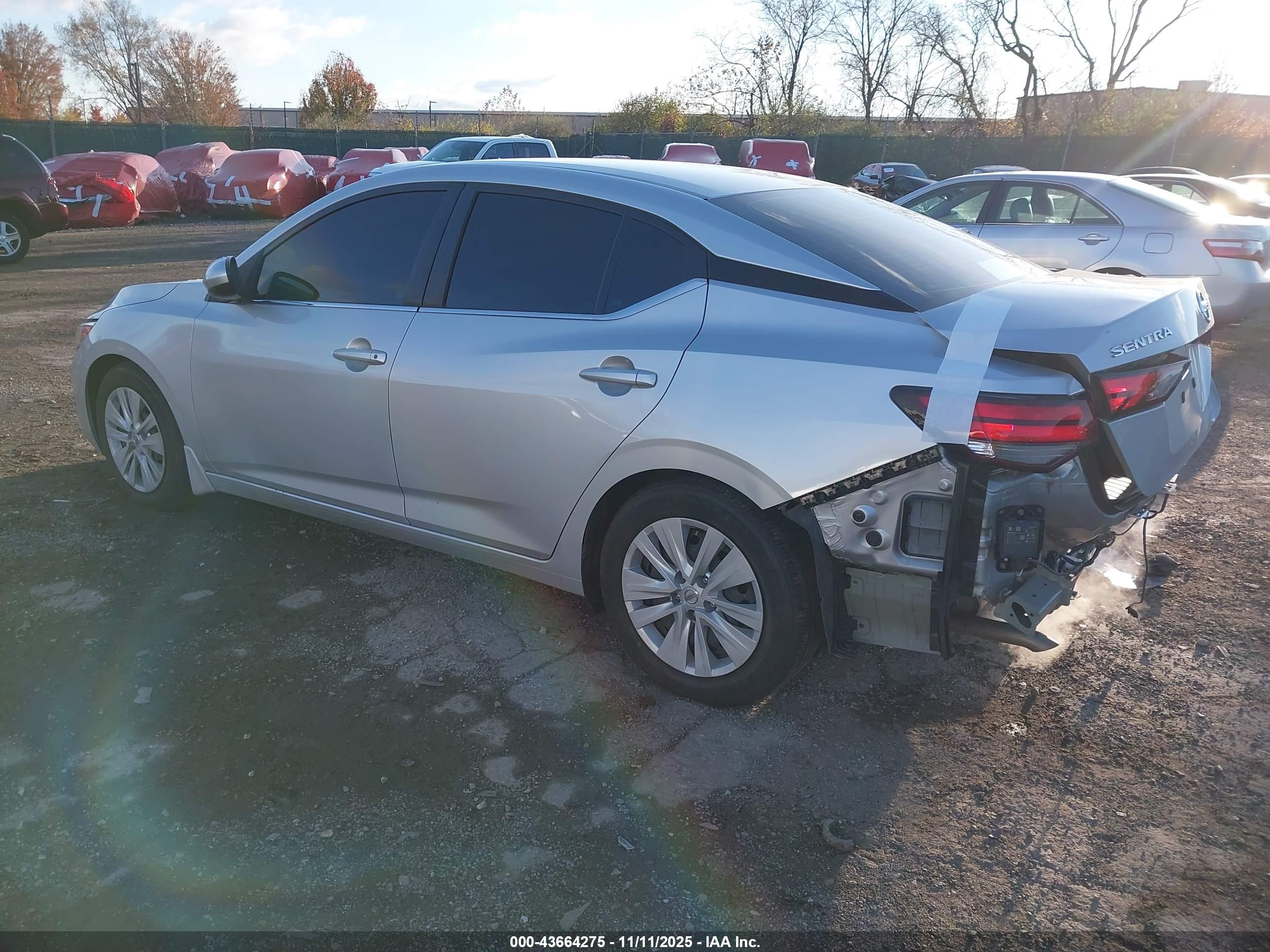 NISSAN SENTRA image 3
