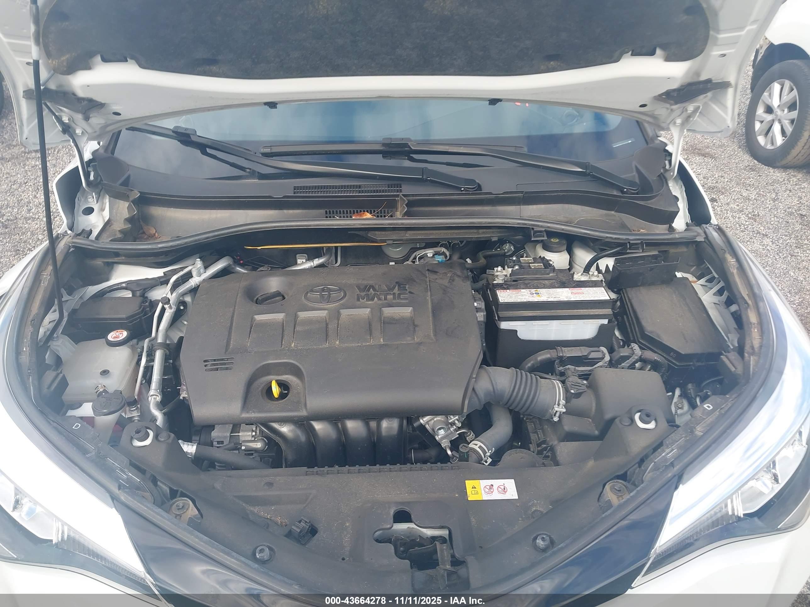 TOYOTA C-HR image 10