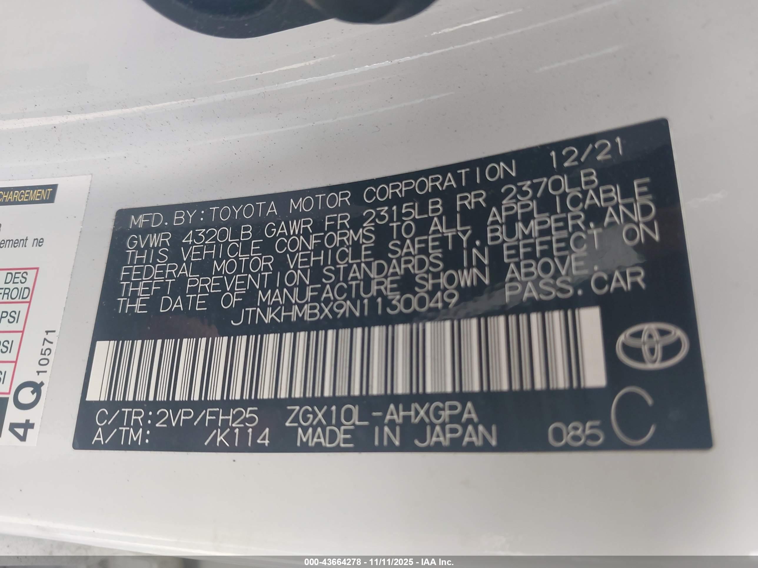 TOYOTA C-HR image 9