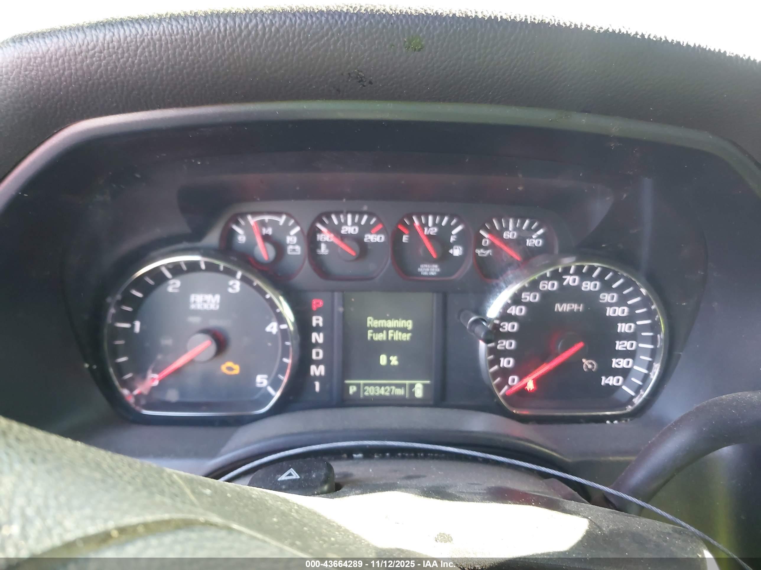CHEVROLET SILVERADO image 7
