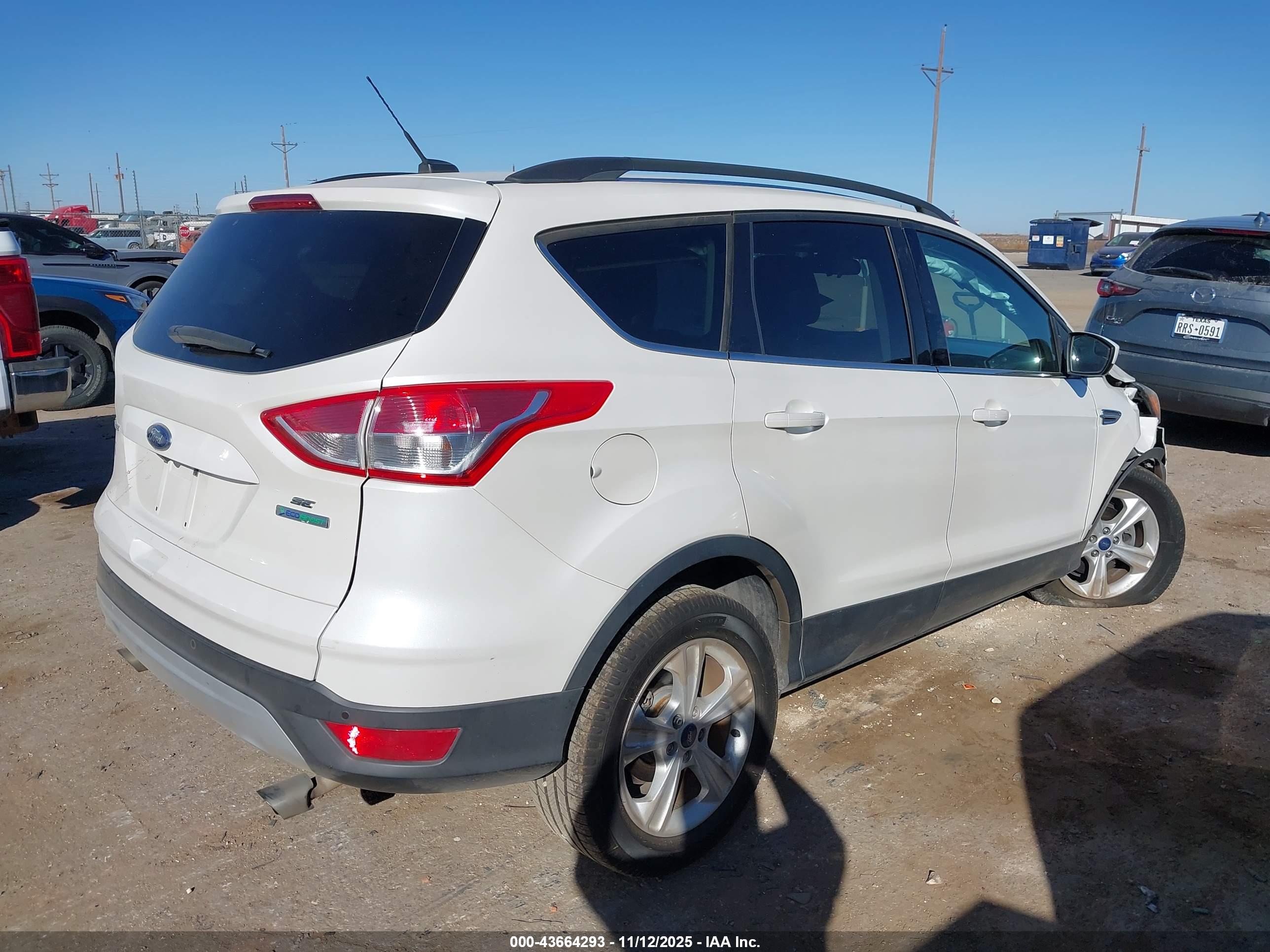 FORD ESCAPE image 4